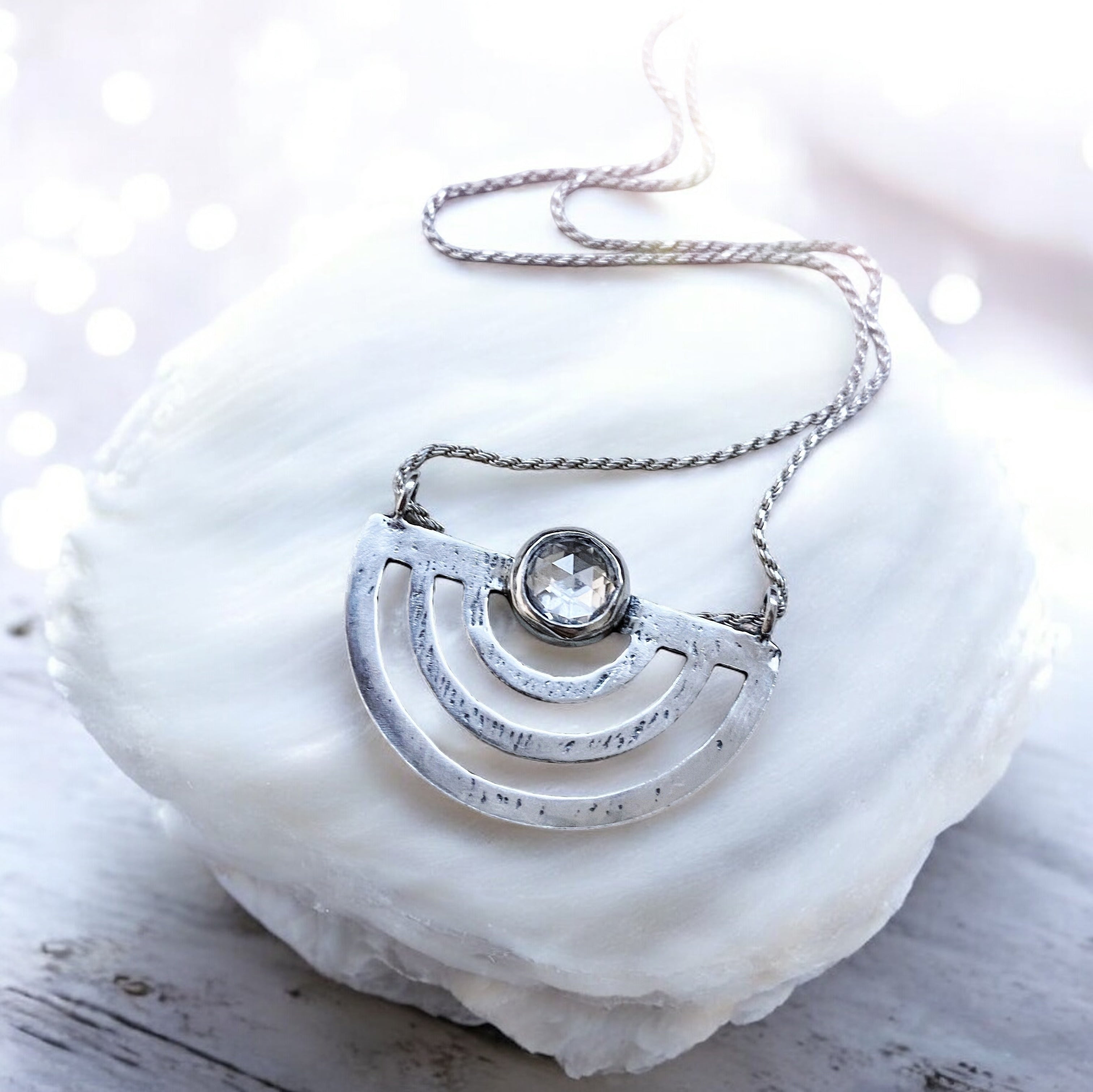 Collar Saturno - Varias Piedras