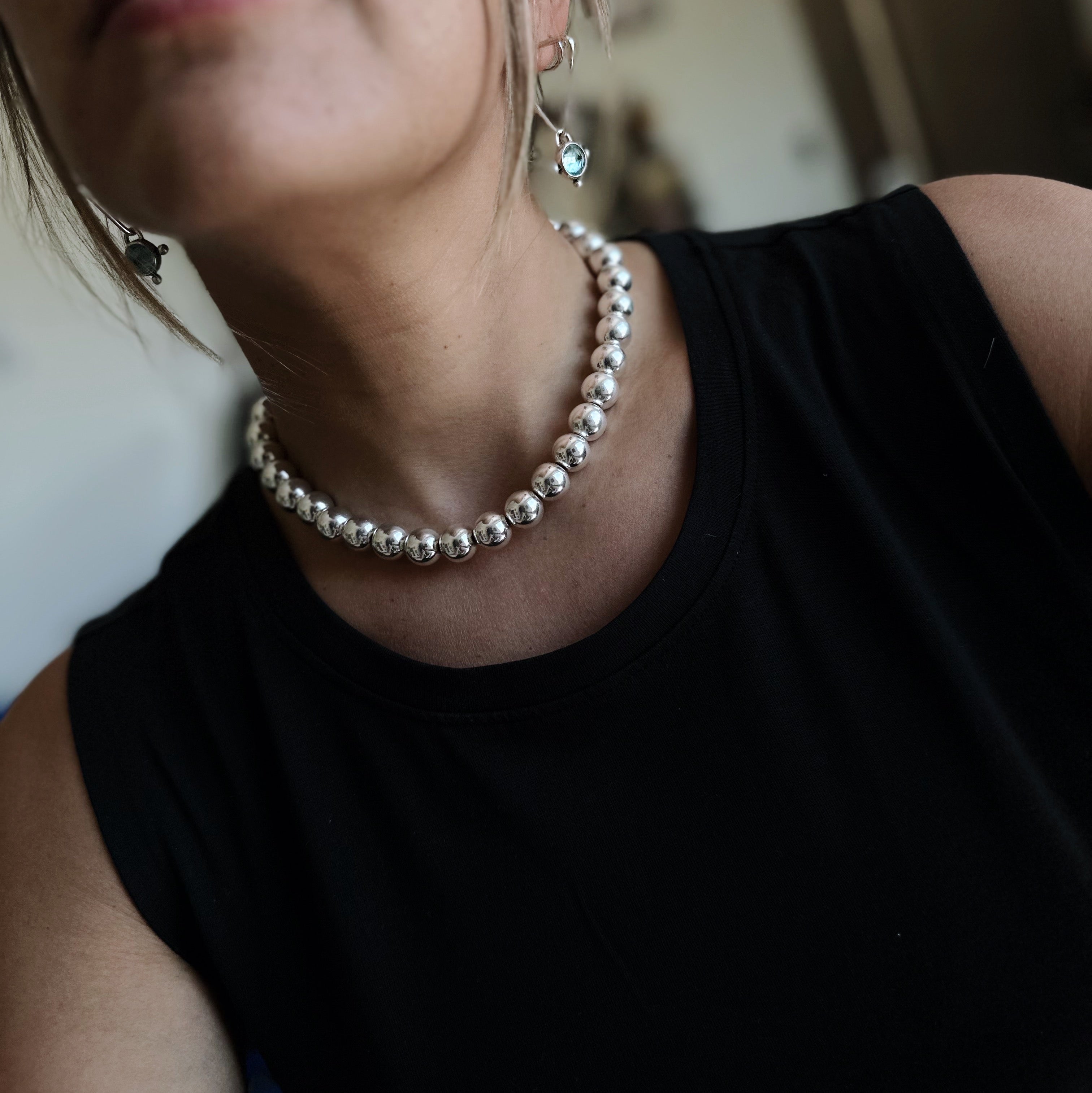 Collar Rocking Balls “ Hematita”