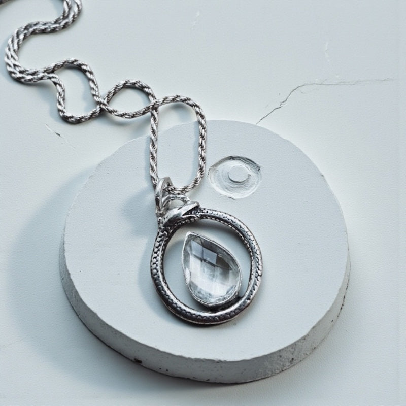 Colgante Ouroboros gota Cuarzo Briolette - PREVENTA
