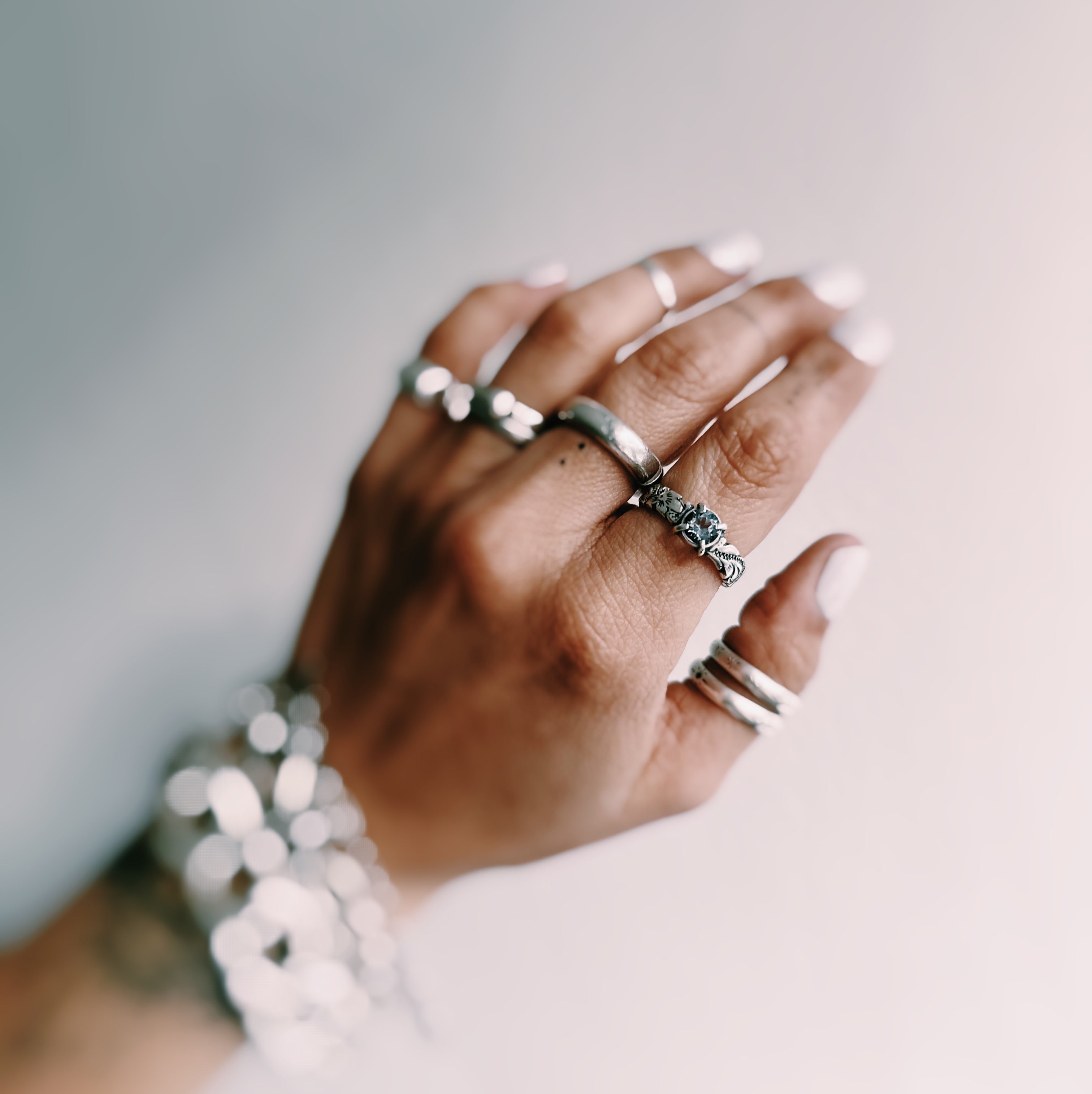 Anillo mini Magnolia Grifas - PREVENTA