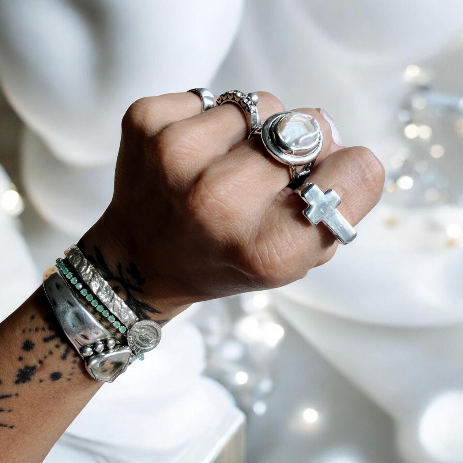 Anillo Crucis