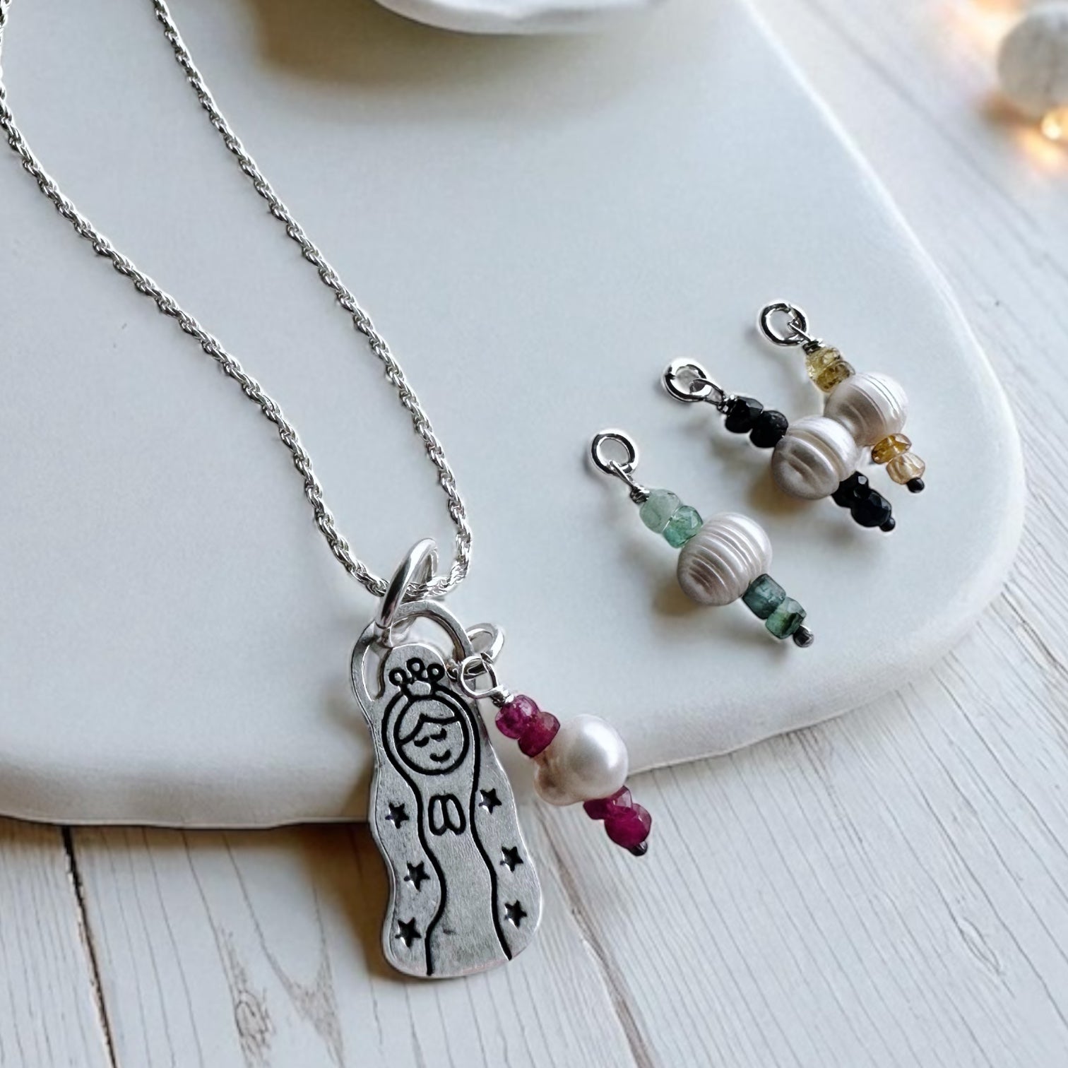 Collar Virgencita Cuidame xfis