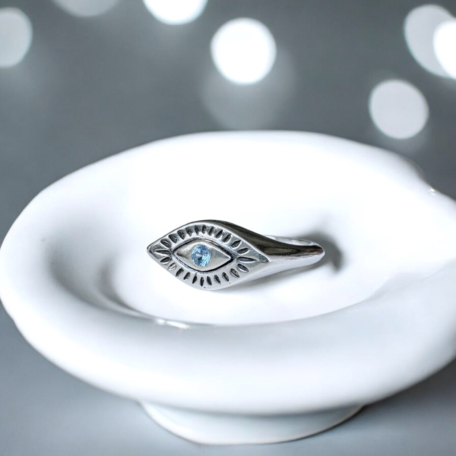 Anillo The eye - PREVENTA