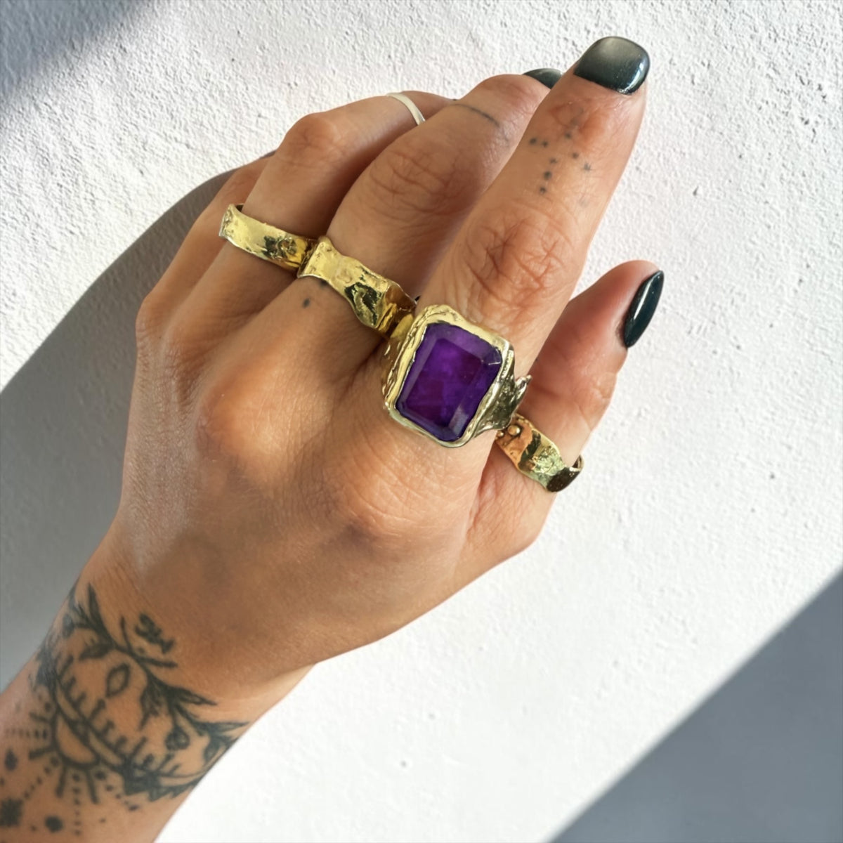 Anillo El Monarca Bronce - Amatista