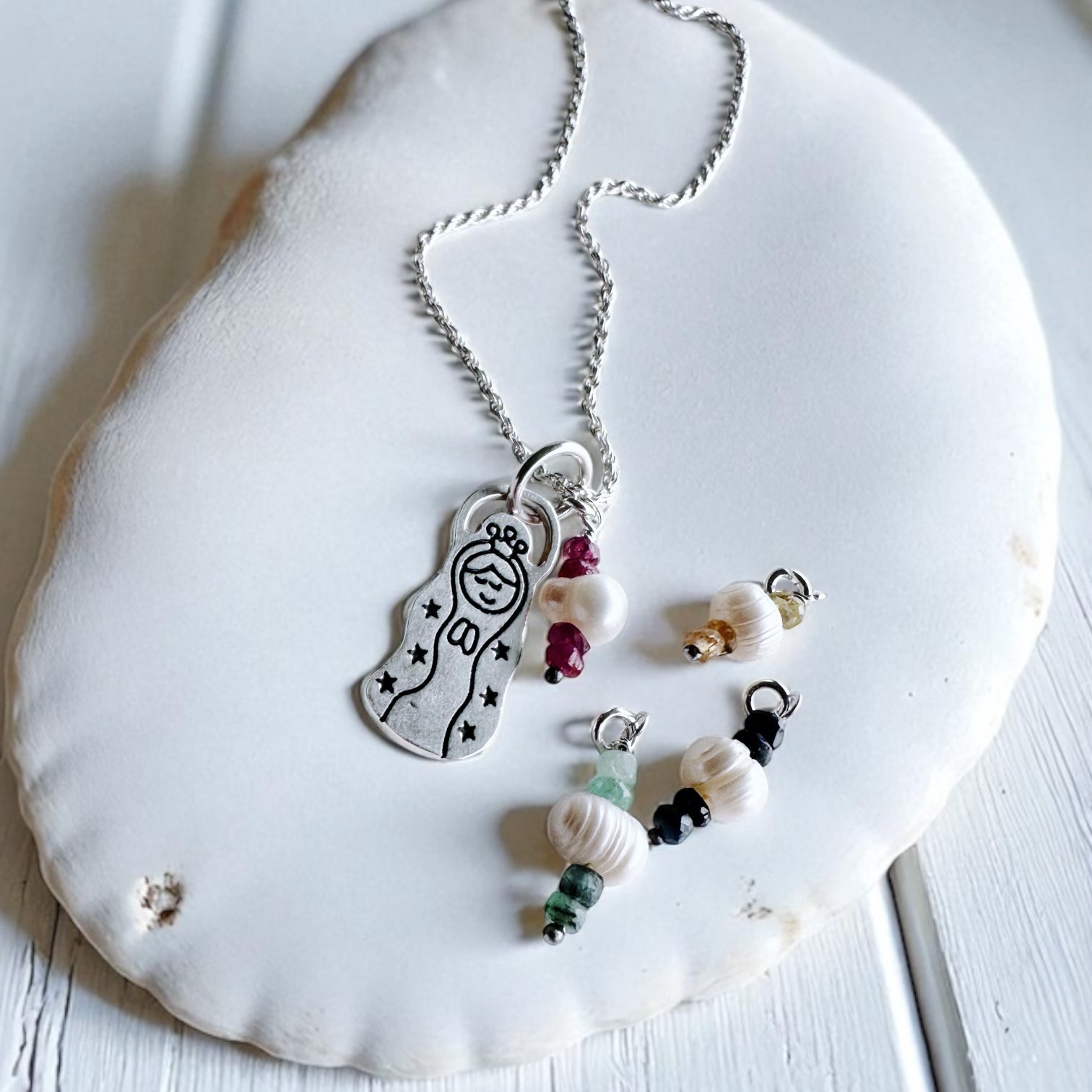 Collar Virgencita Cuidame xfis
