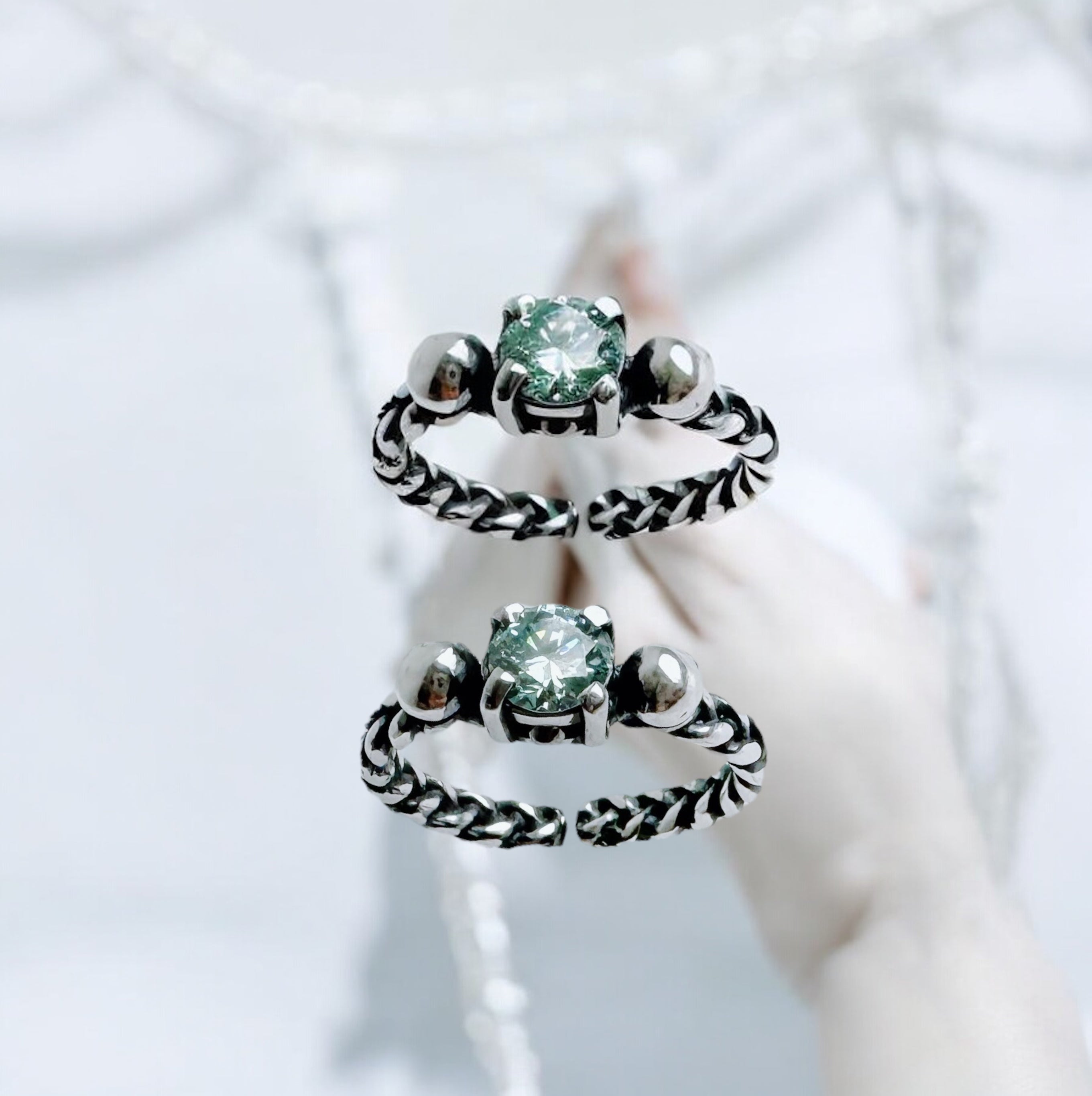 Anillo Eleonora