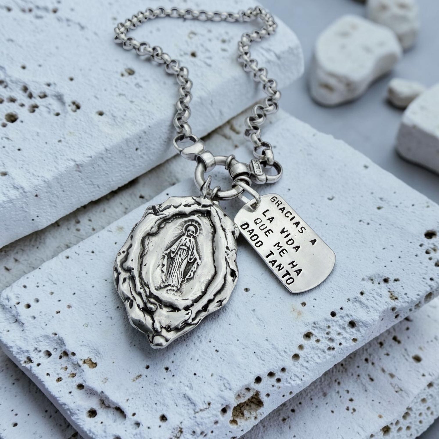 Colgante Placa “s” Personalizada