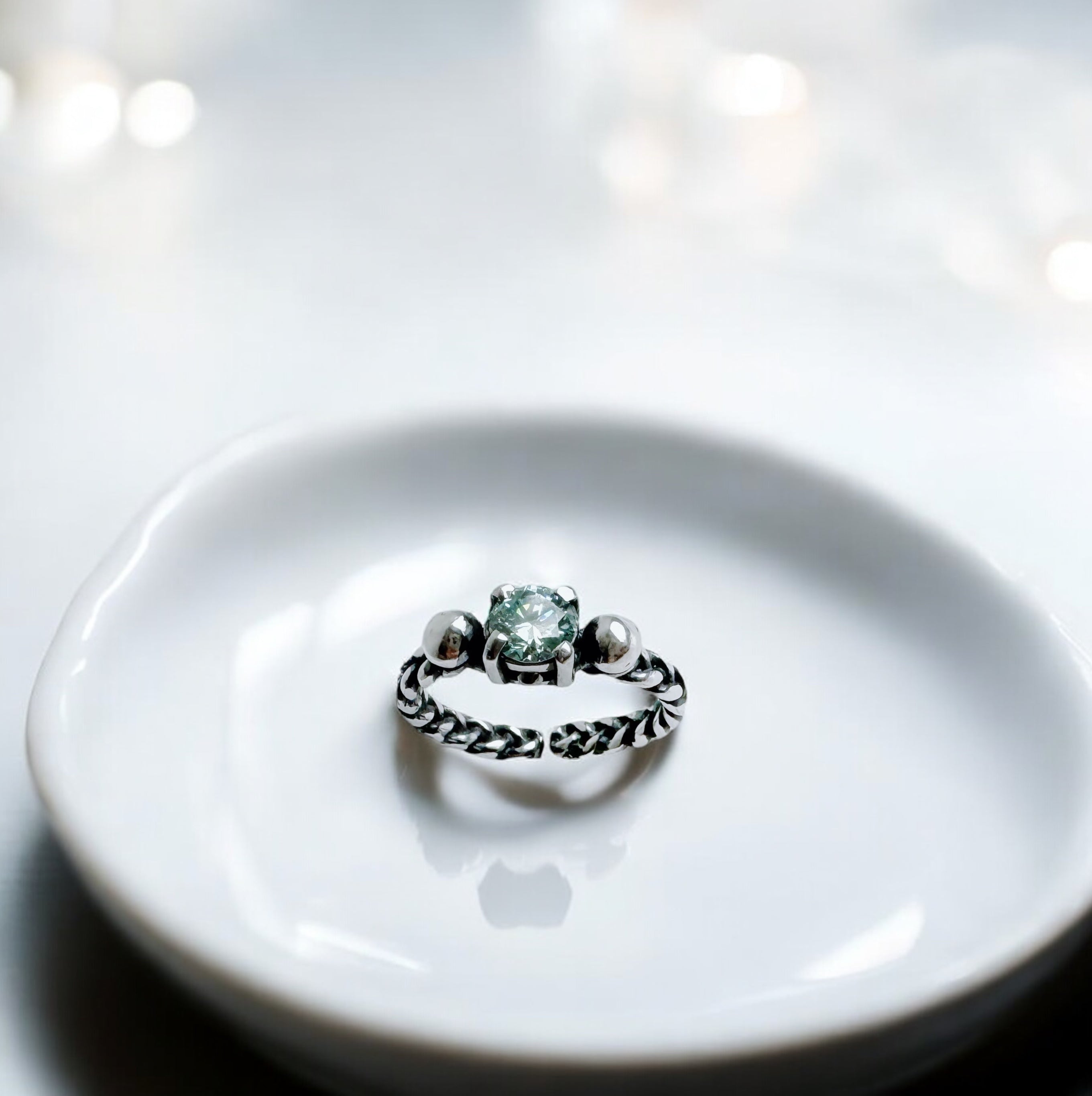 Anillo Eleonora