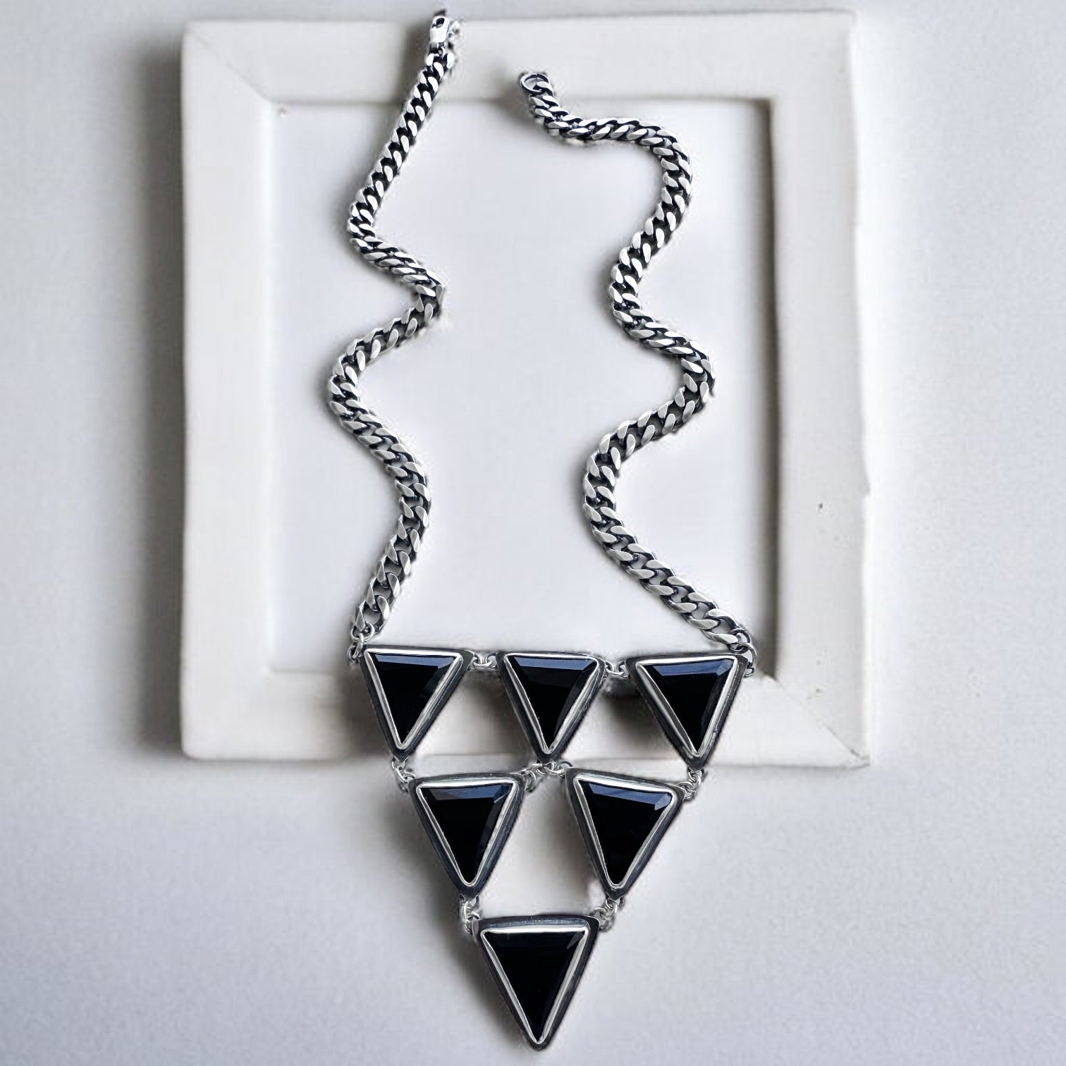 Collar Geometría Sagrada Black - PREVENTA