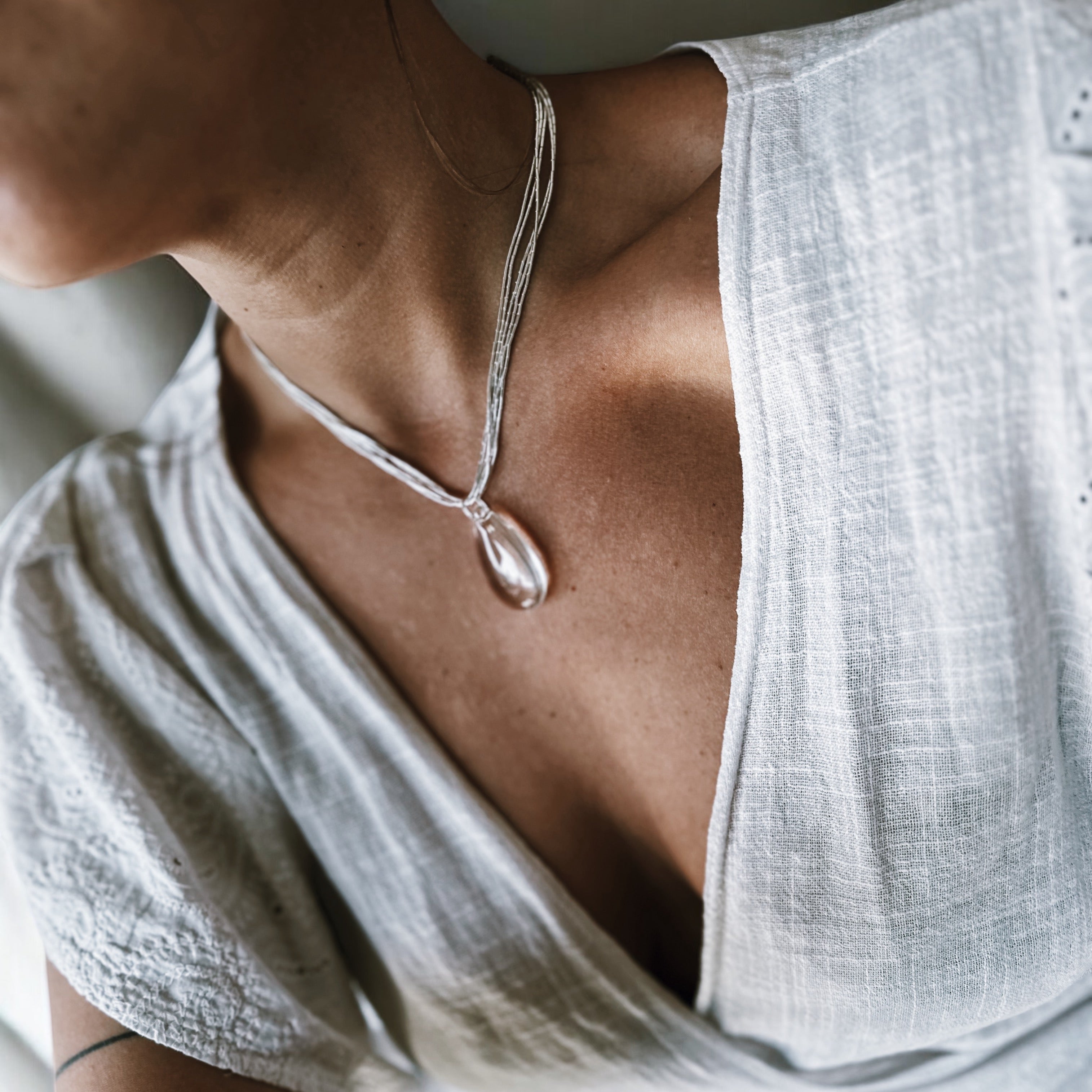 Collar Mostacilla Caudal & Cristal