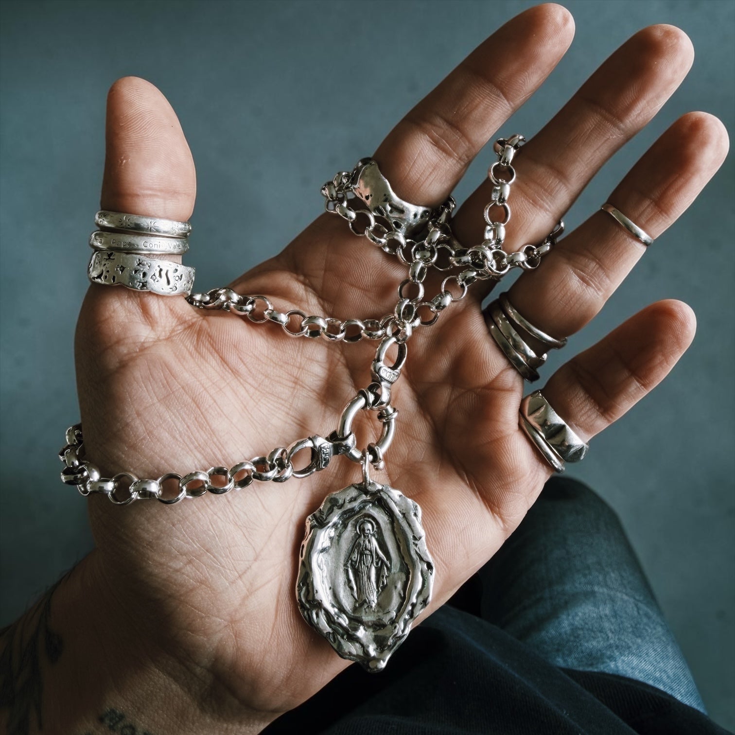 Colgante Virgen de las Gracias - Plata