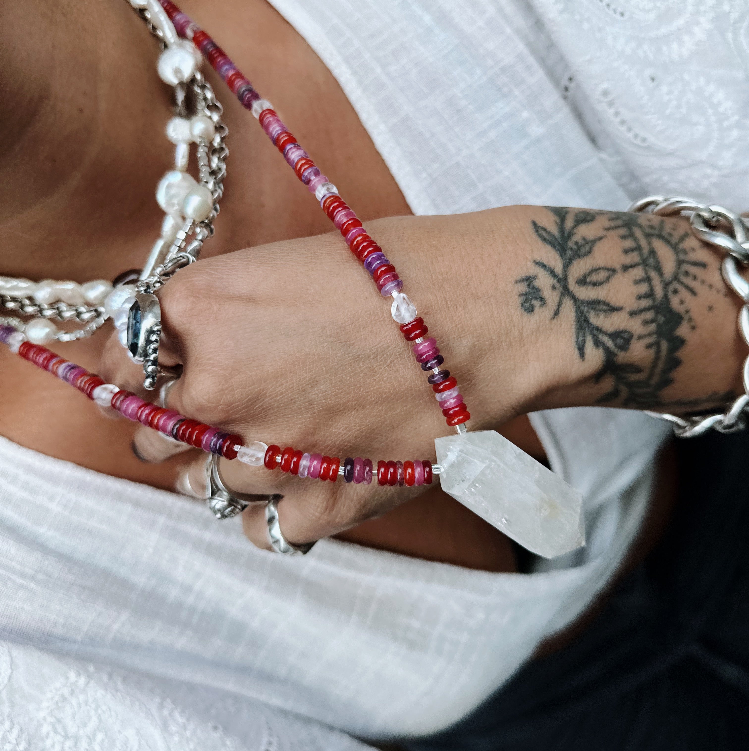 Collar Tibetano - Rosa Carmesí