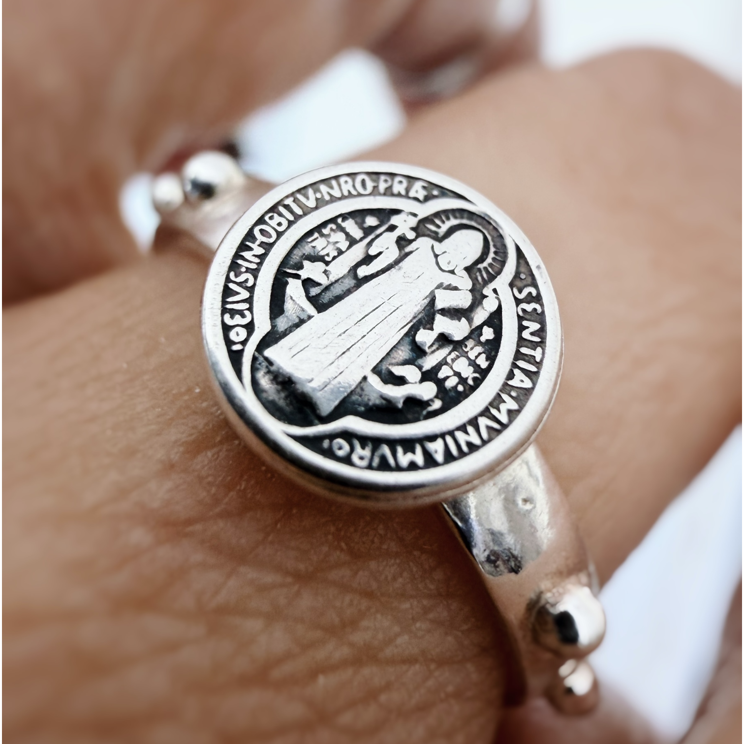 Anillo Denario San Benito