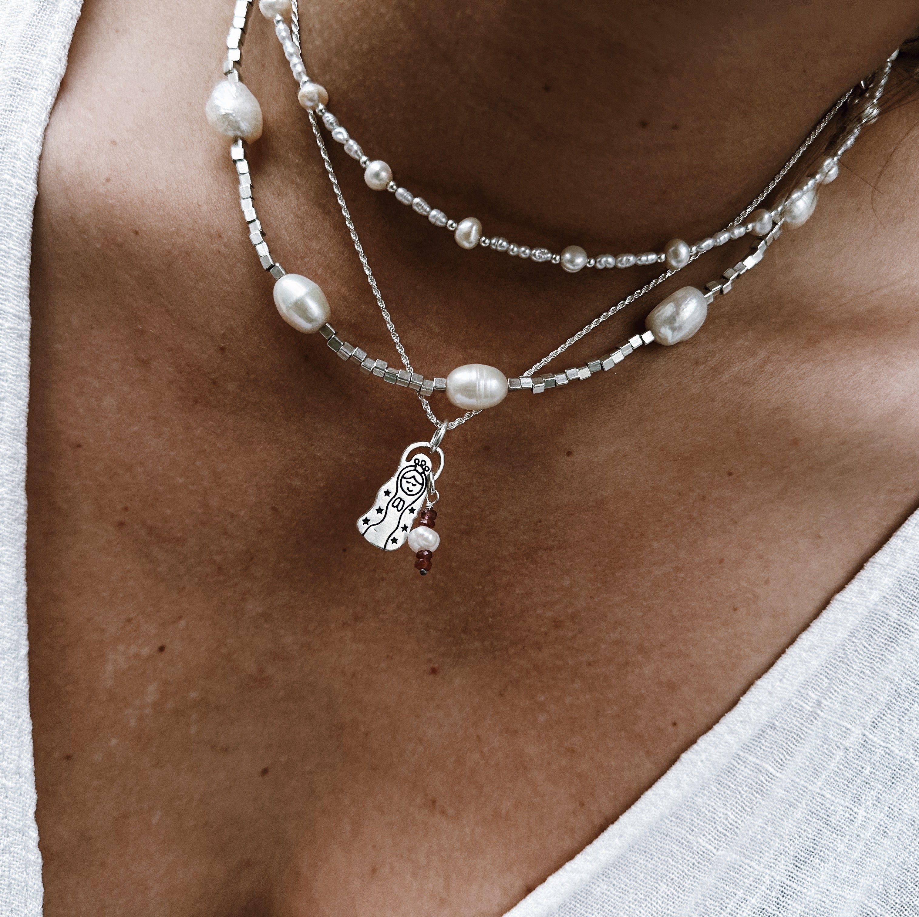 Collar Virgencita Cuidame xfis