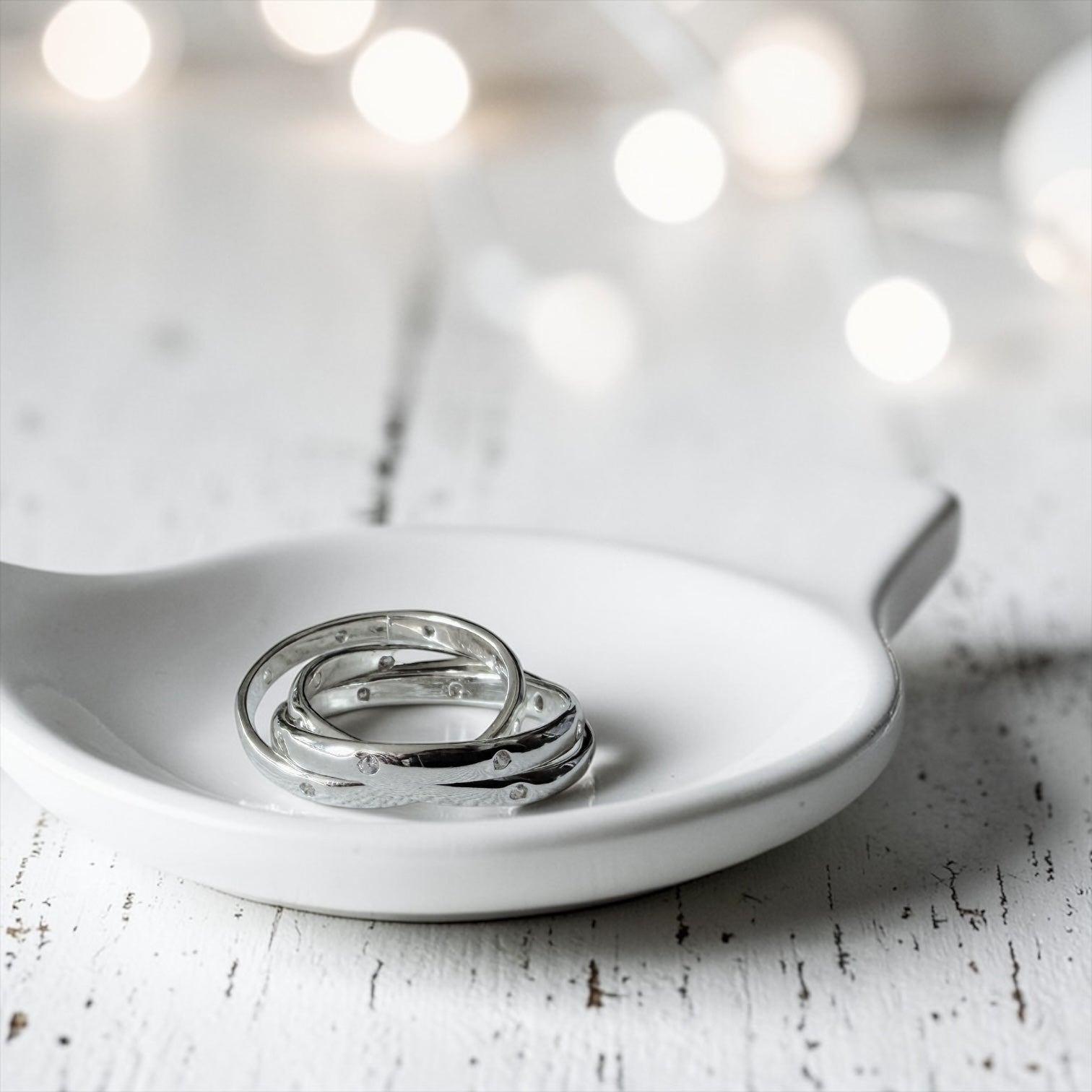 Anillo Cartier & Brillitos - SIN CAMBIO