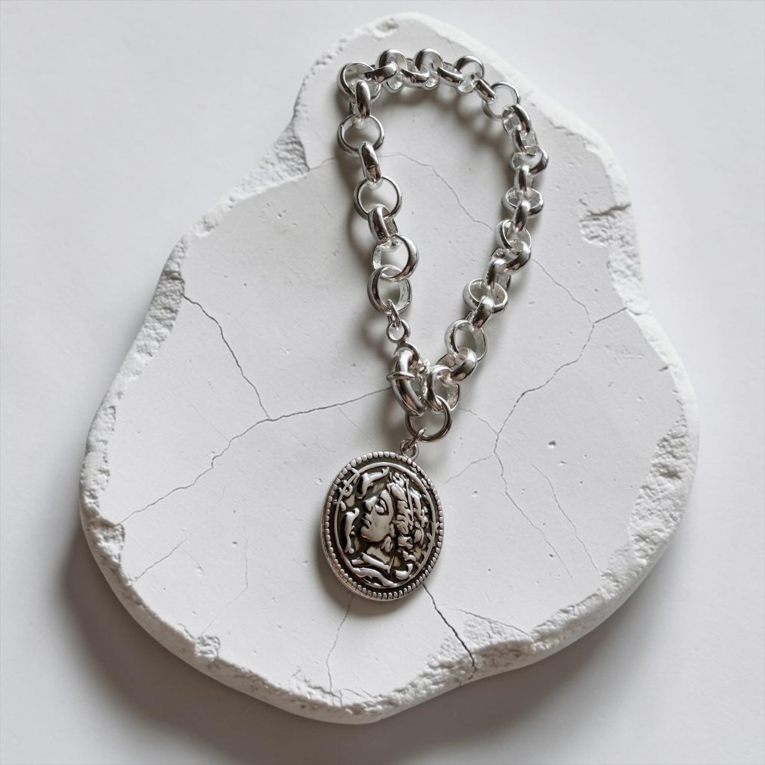 Pulsera Rolo Romana - “M”