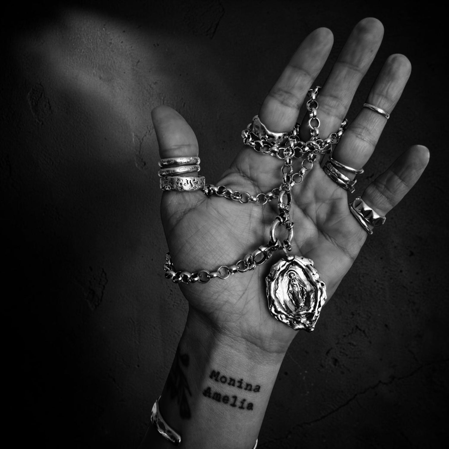 Colgante Virgen de las Gracias - Plata