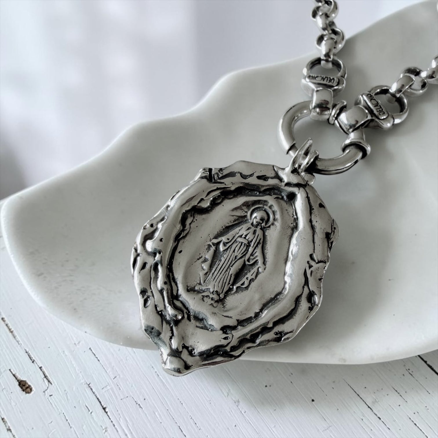 Colgante Virgen de las Gracias - Plata