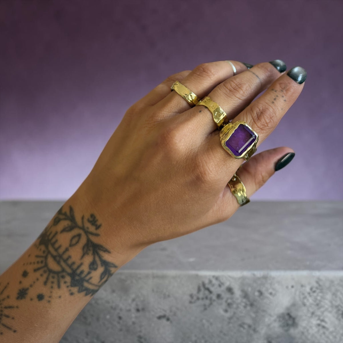 Anillo El Monarca Bronce - Amatista