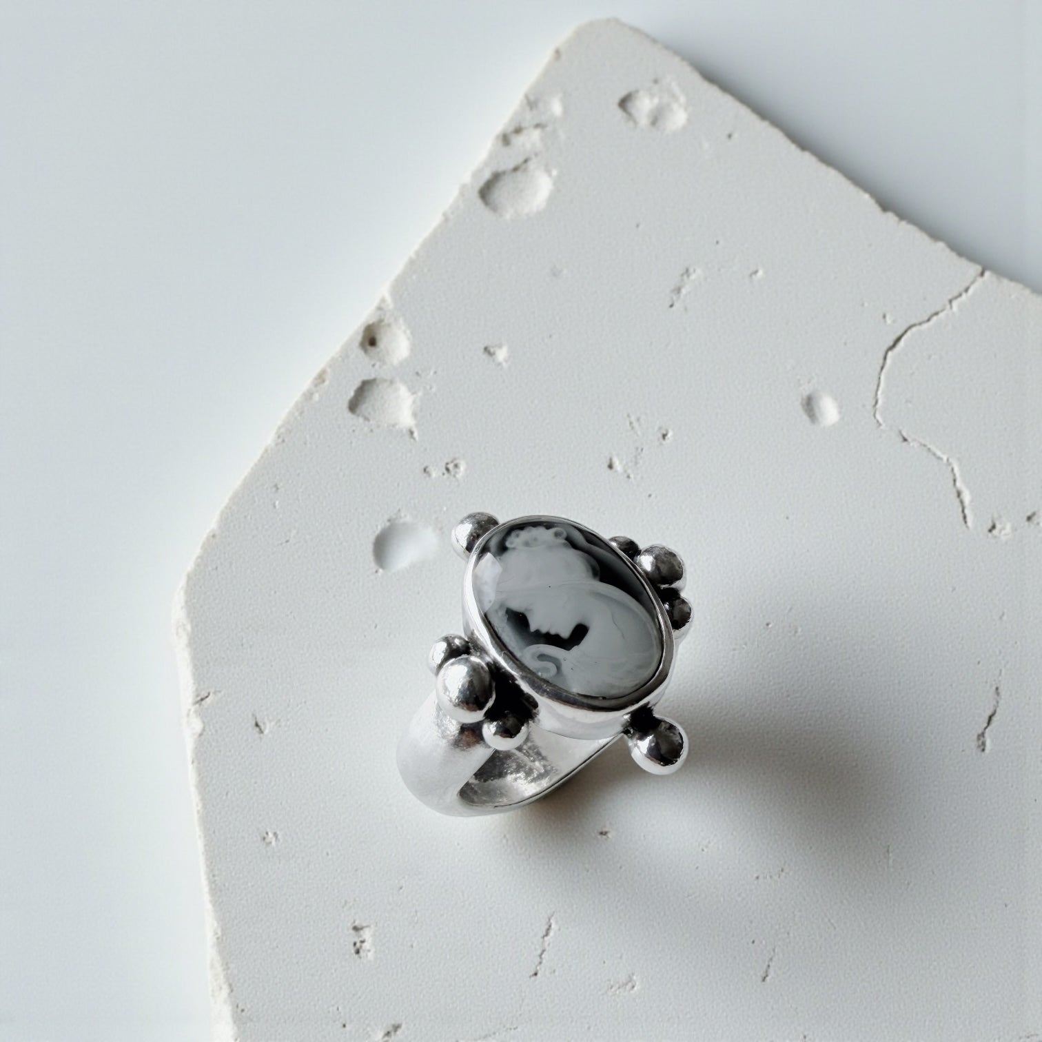 Anillo Camafeo Aurelia - Black