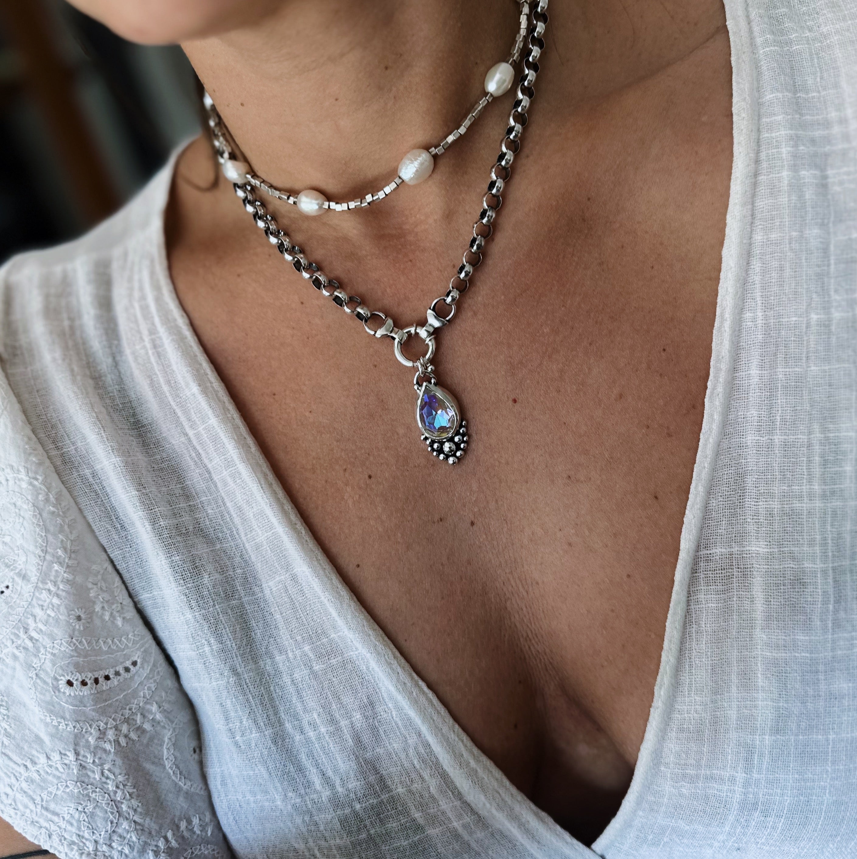 Colgante Mini Gota Empelotada Corte Briolette - Varias Piedras