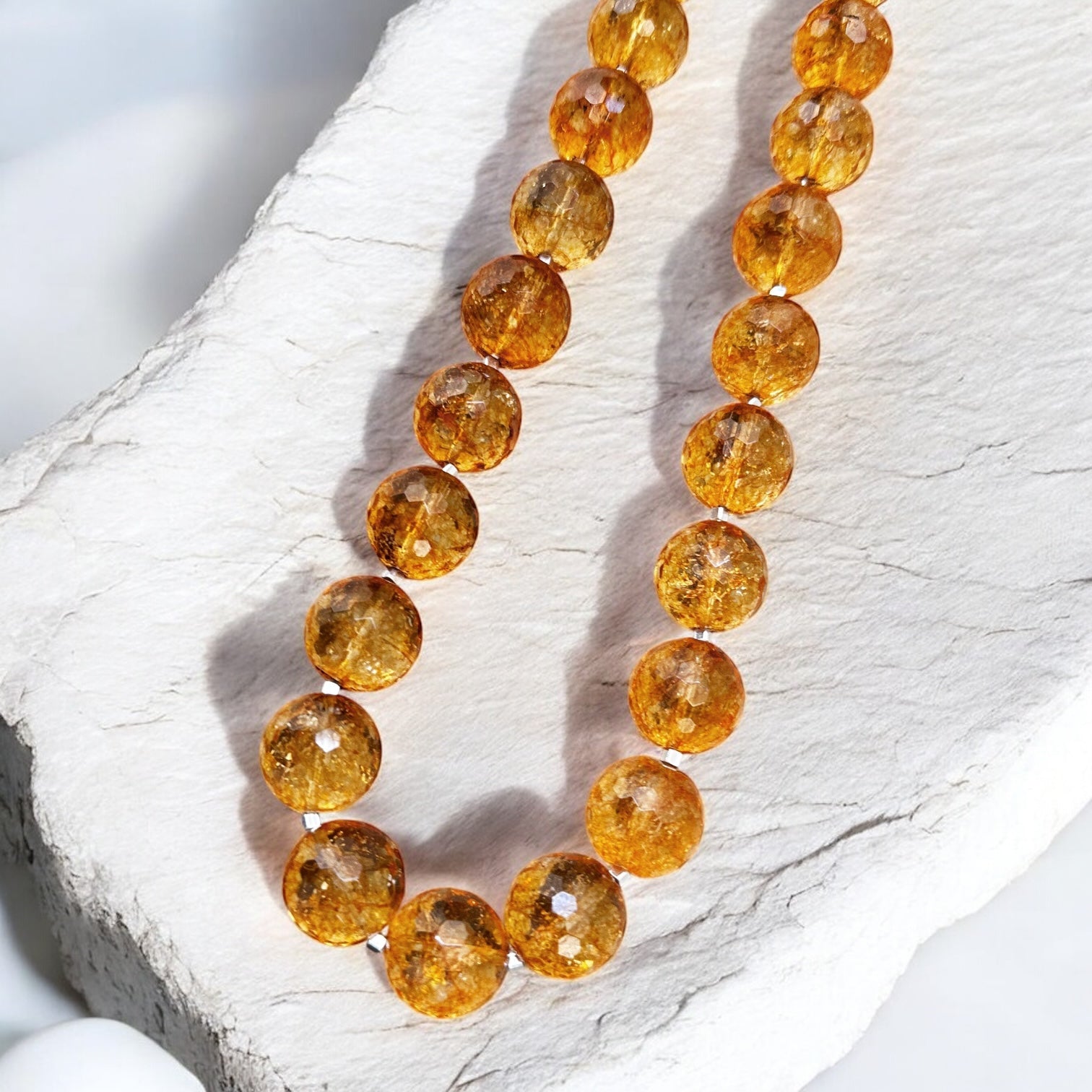 Collar Vilma - The Sun