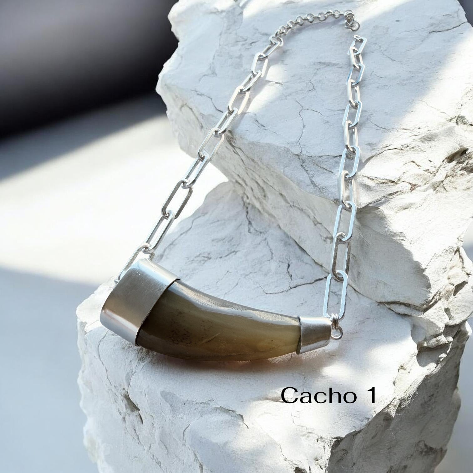 Collar Cacho de Buey