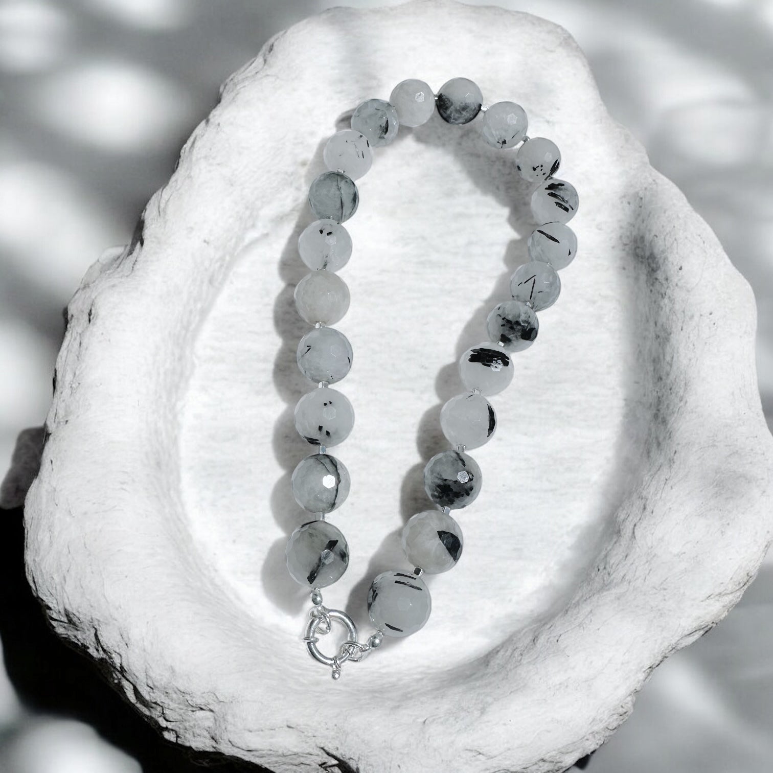 Collar Vilma - ByN - Cuarzo Turmalinado