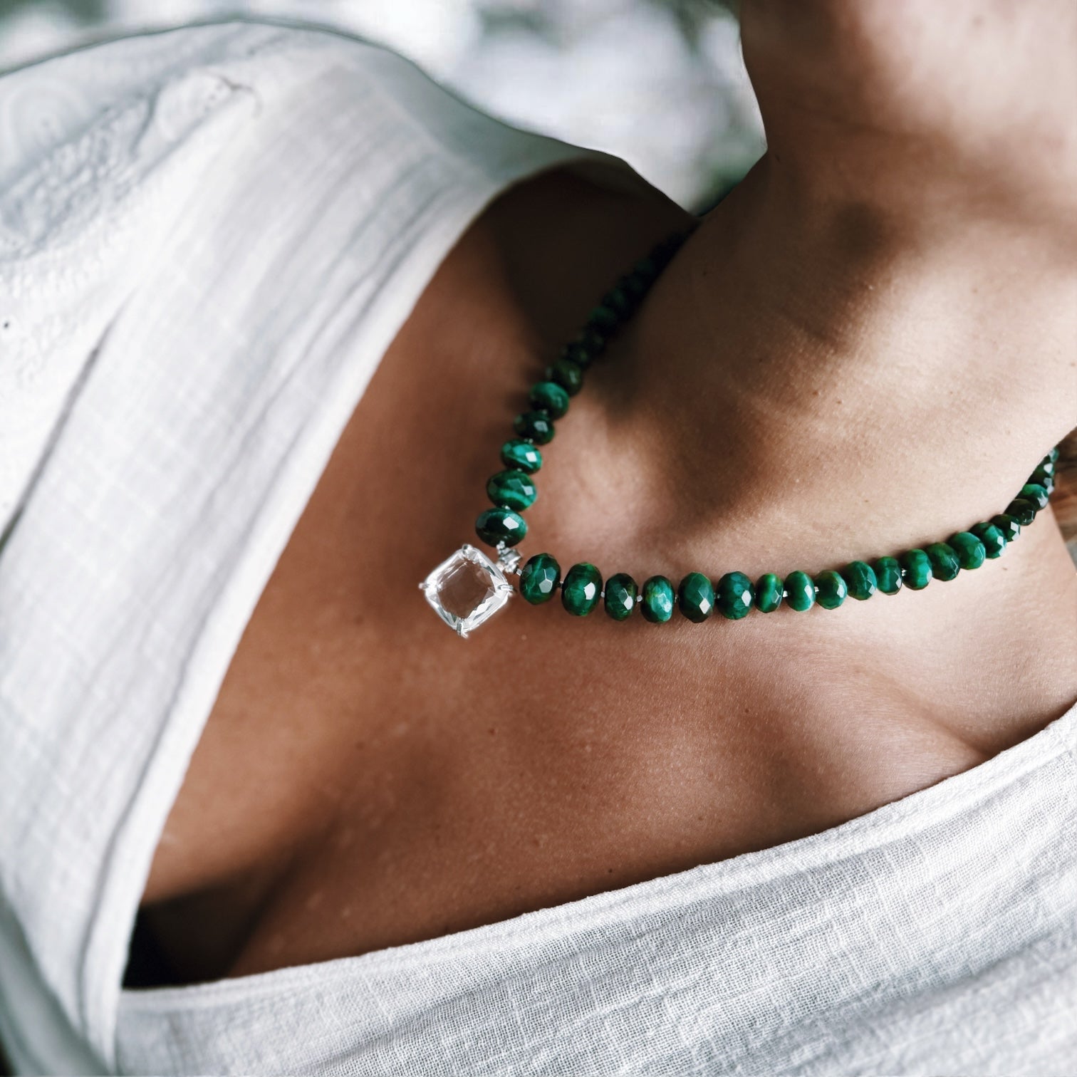 Collar Green Light