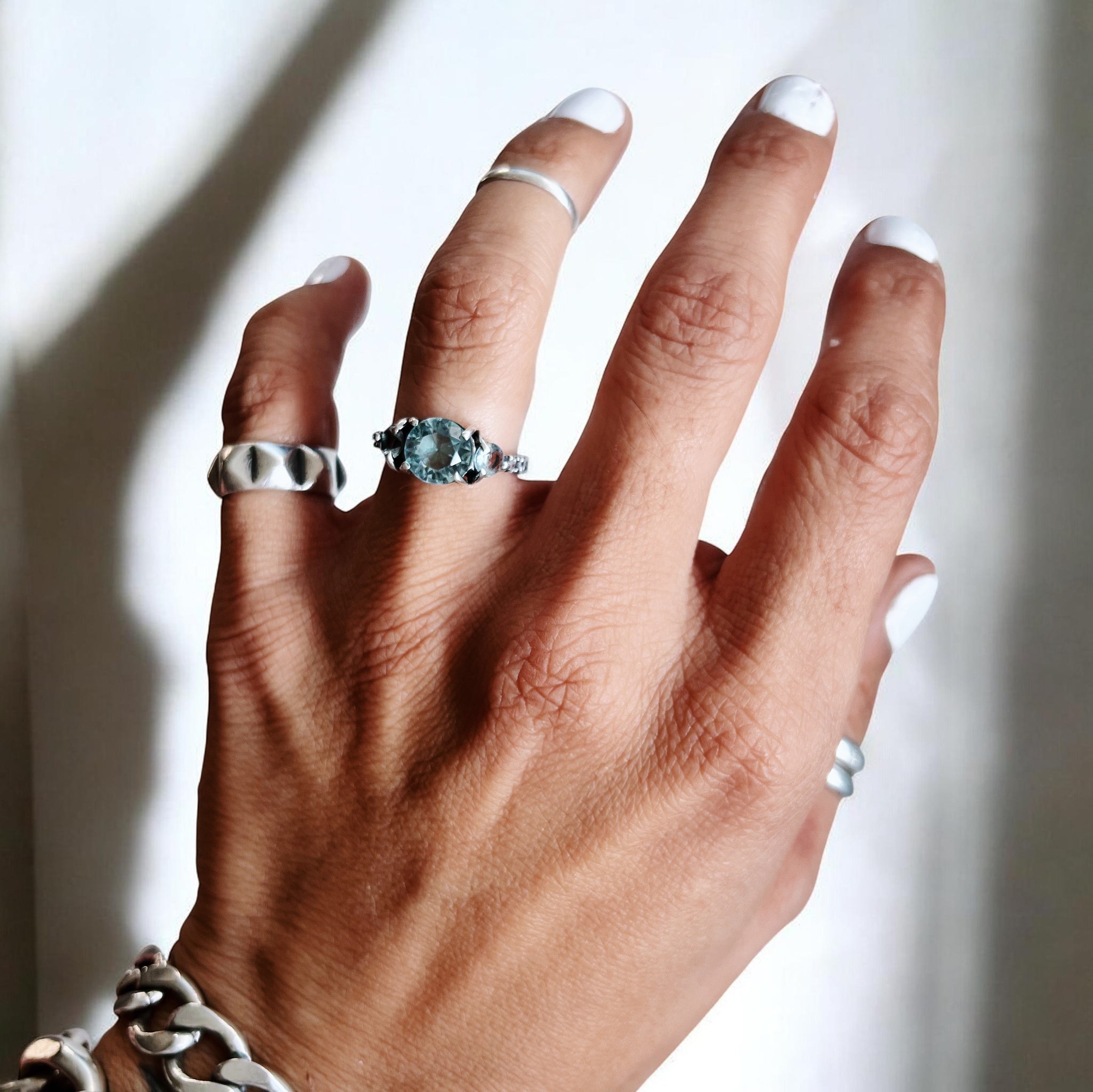 Anillo Charlotte - Topacios