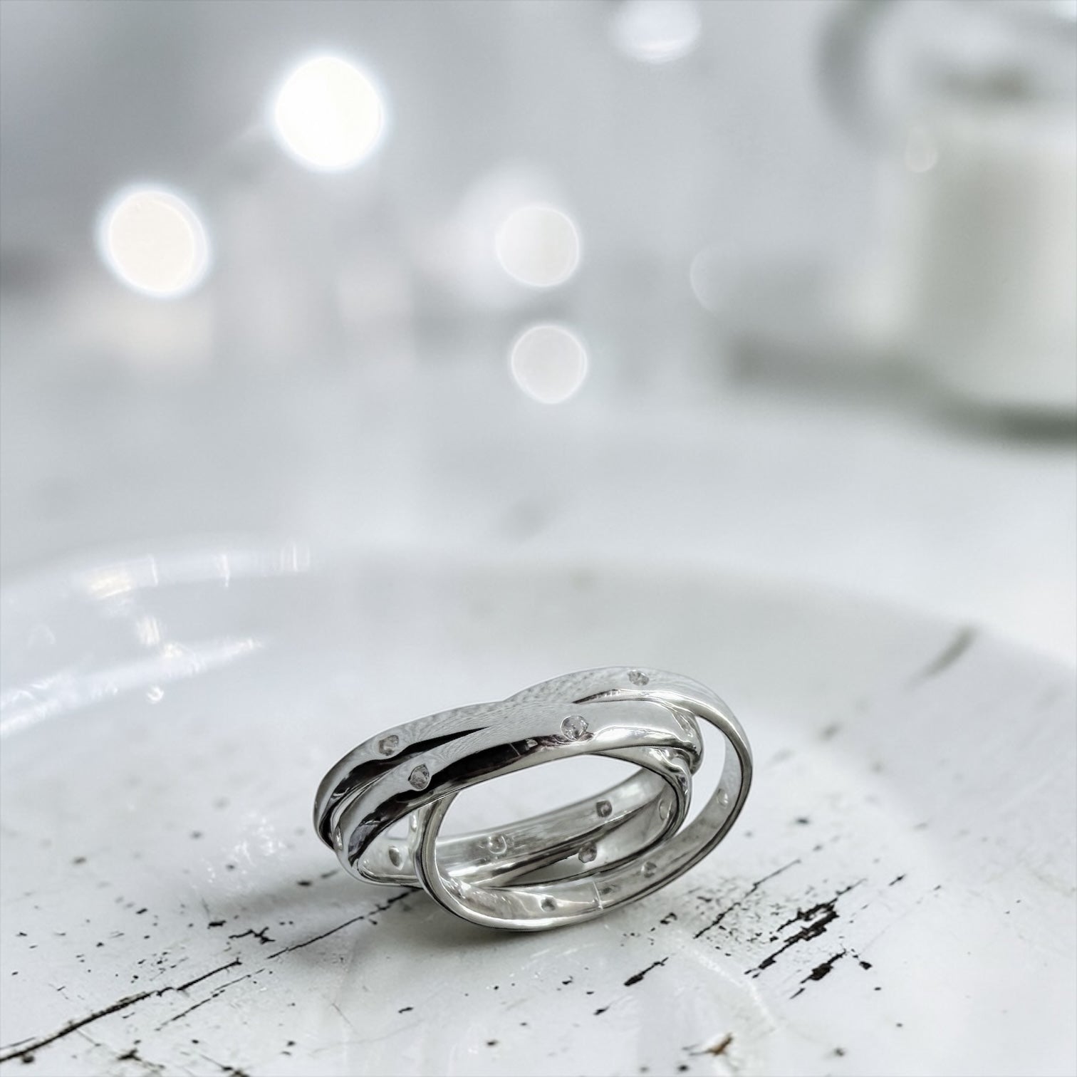 Anillo Cartier & Brillitos