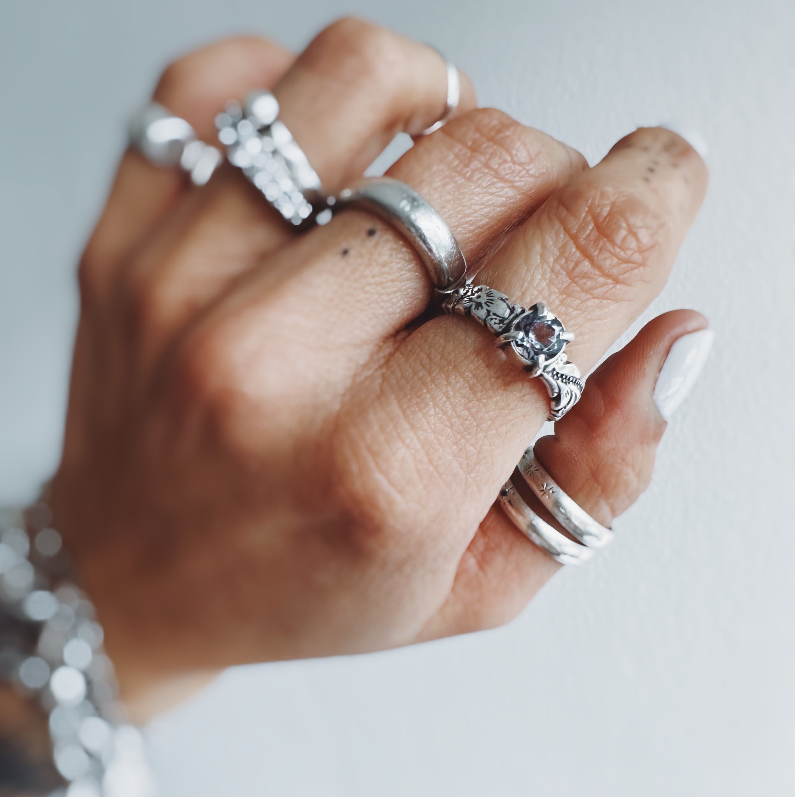 Anillo mini Magnolia Grifas - PREVENTA