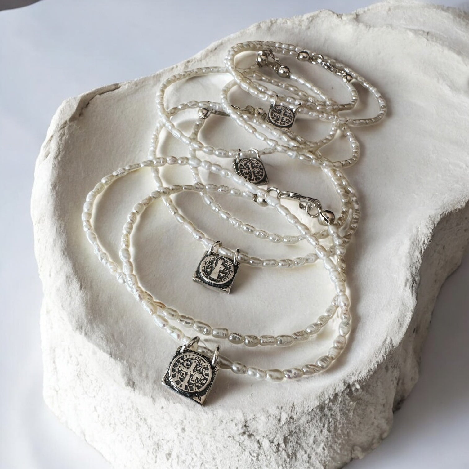 Pulsera Mini Escapulario San Benito