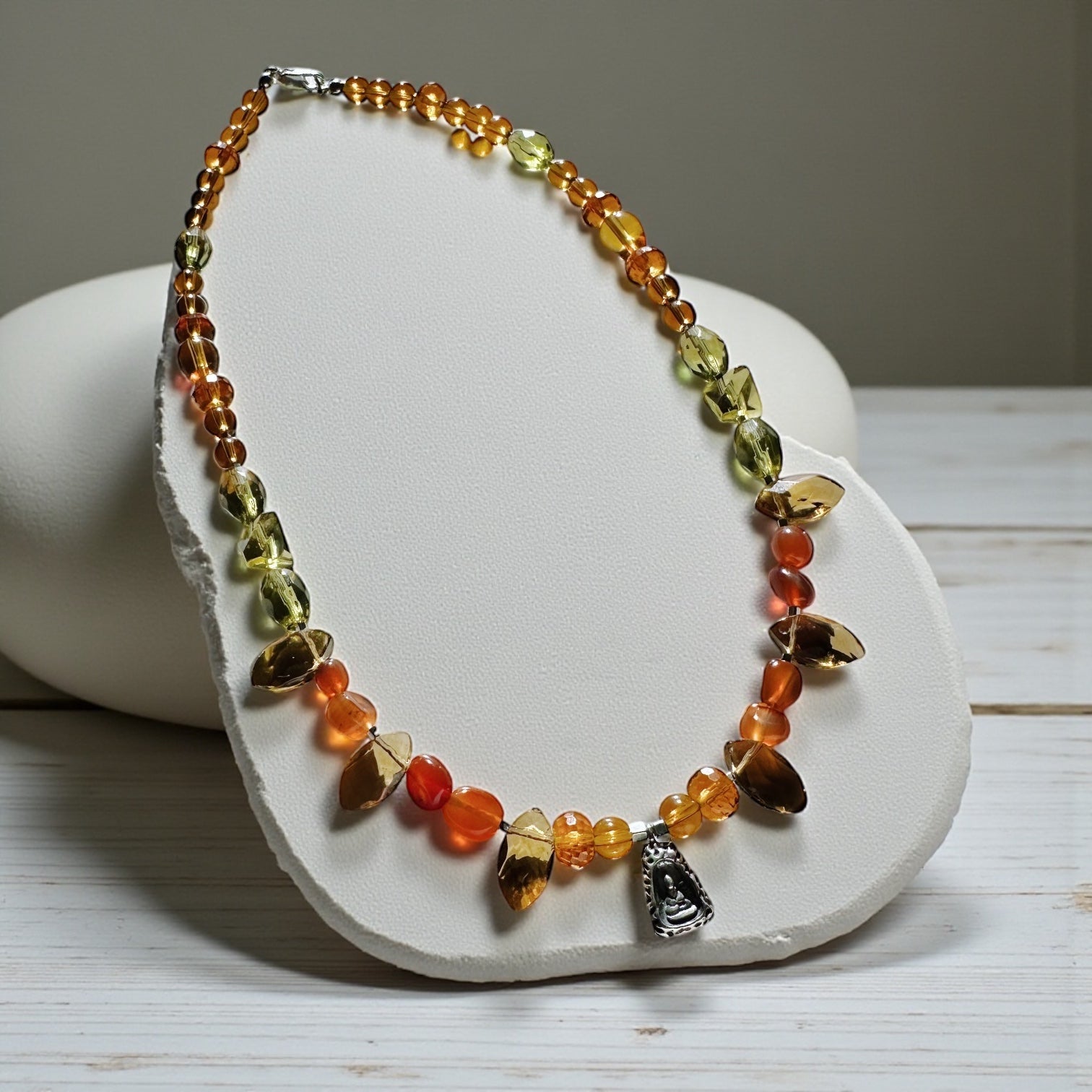 Collar Guardianes - Buda