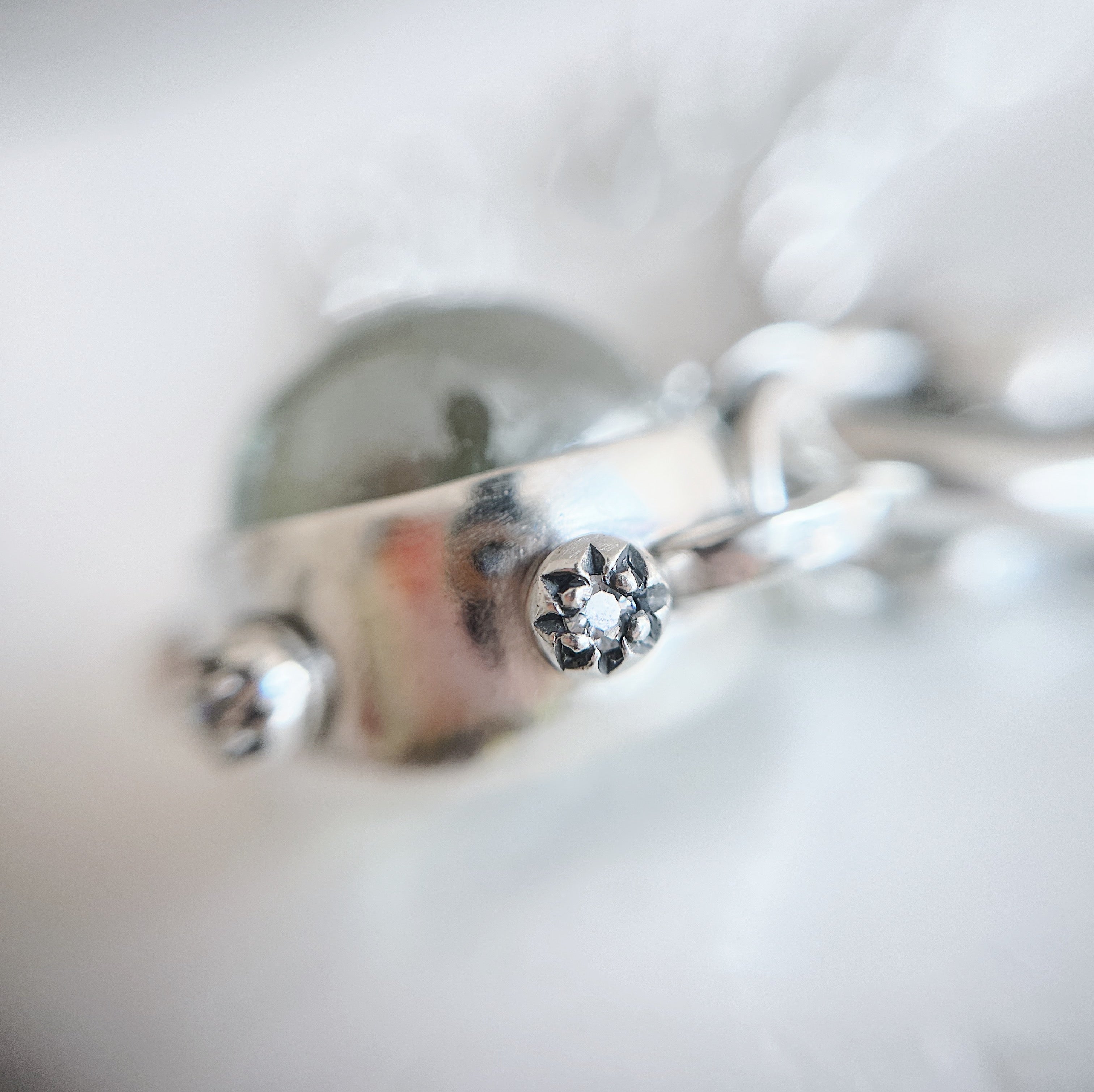 Colgante Halo Malabarista - PREVENTA