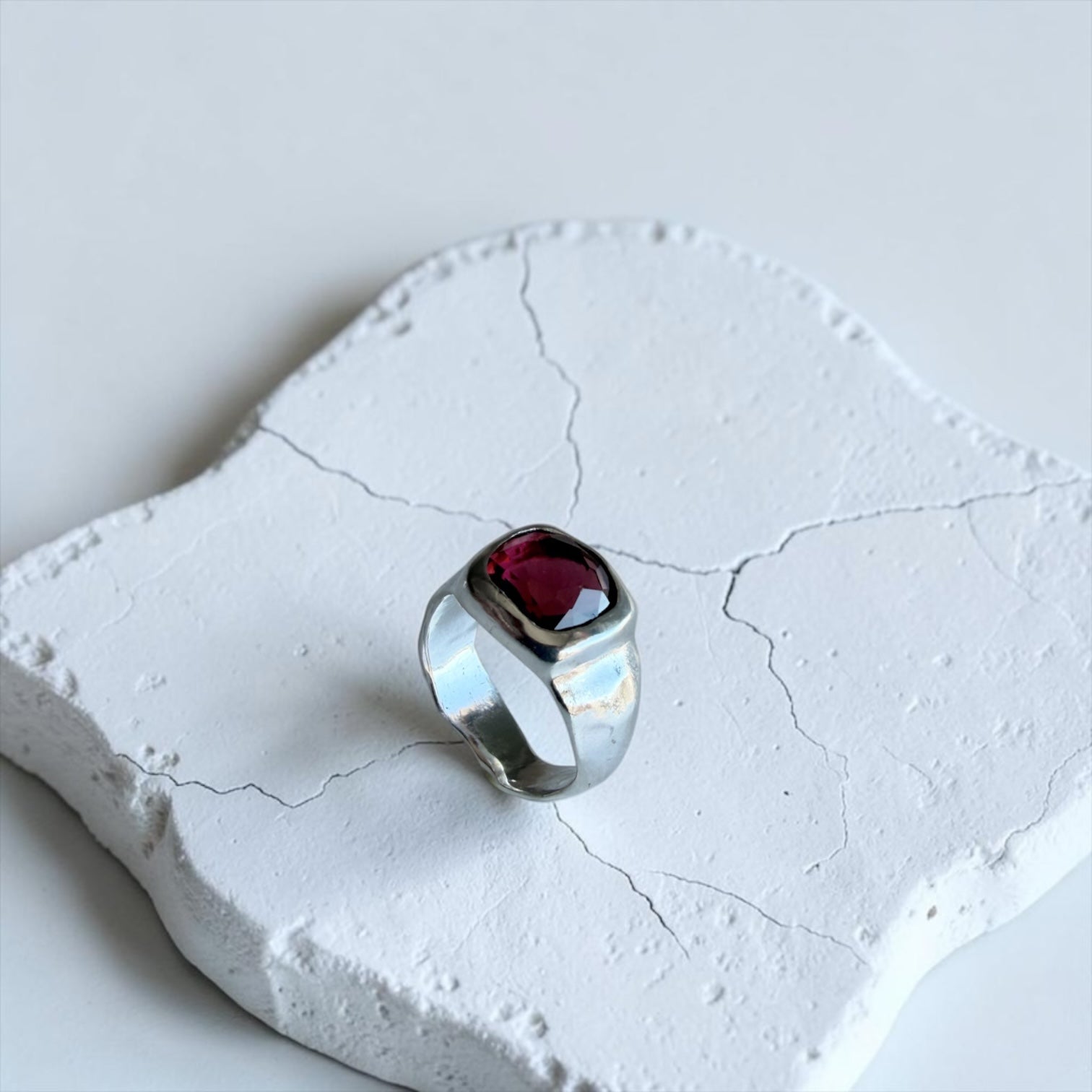 Anillo Ondina - London