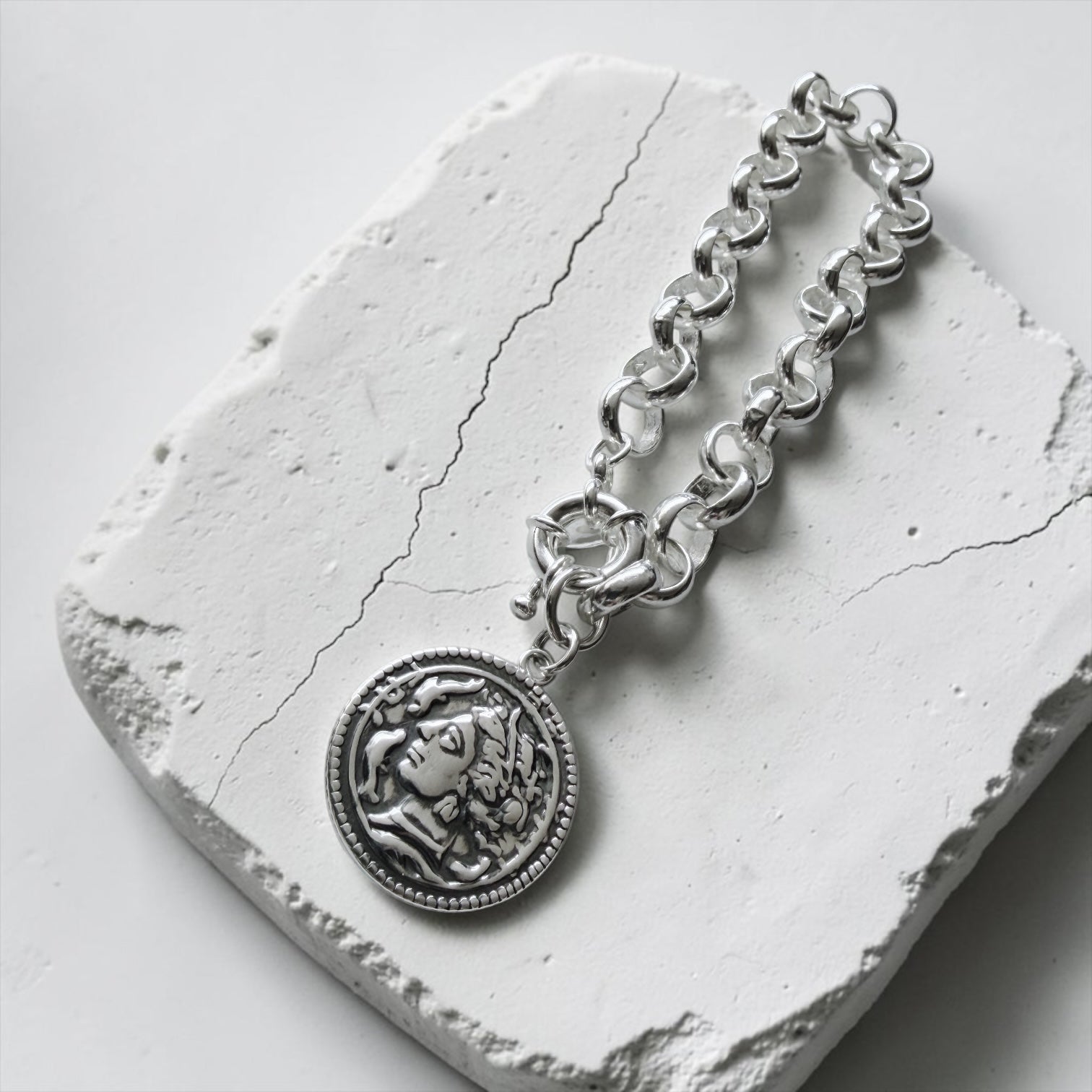 Pulsera Rolo Romana - “M”