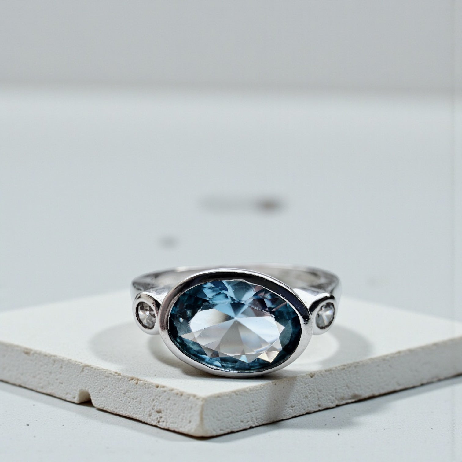 Anillo Lía