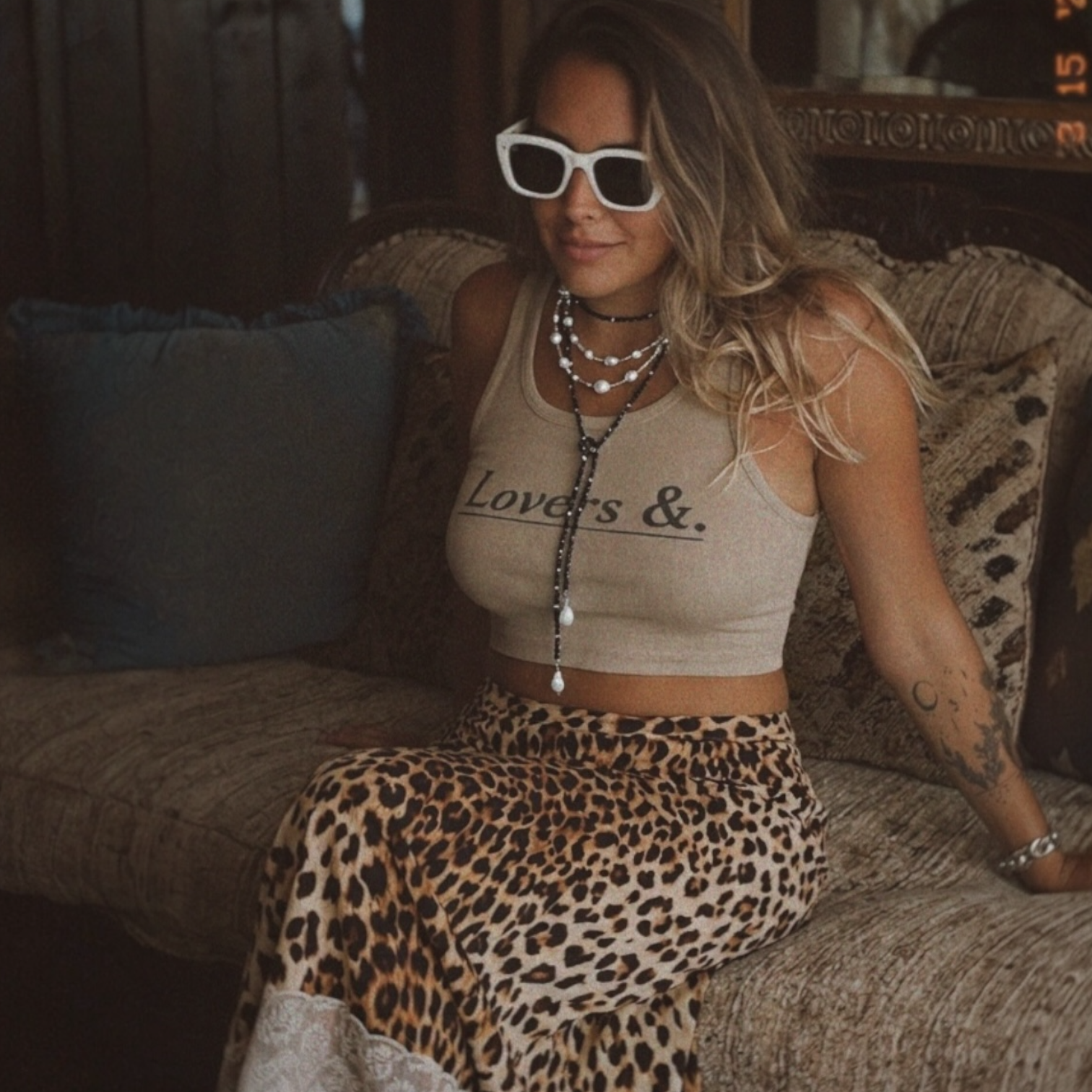 Collar Black Silk ~ Espinela y Perlas Barrocas