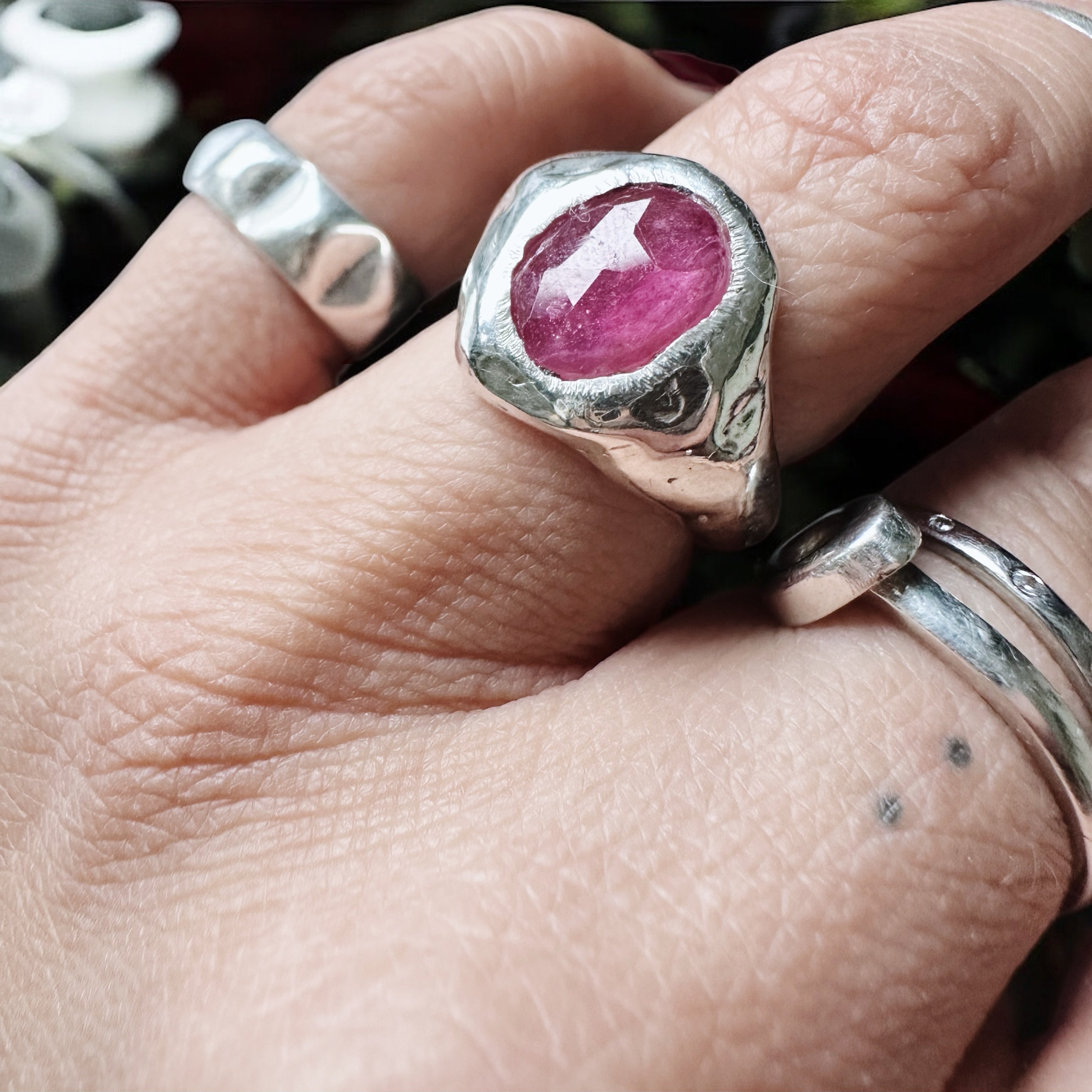 Anillo Rosa Salvaje - talla 14