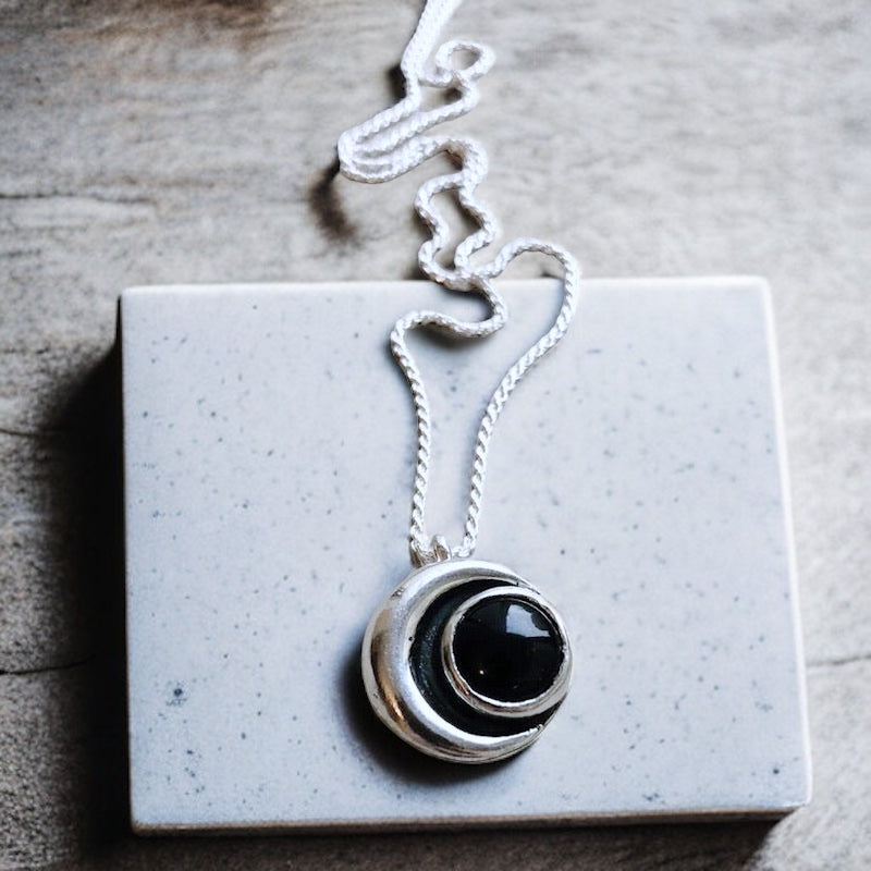 Colgante Medalla Eclipse Onix - PREVENTA