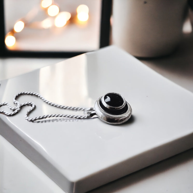 Colgante Medalla Eclipse Onix - PREVENTA