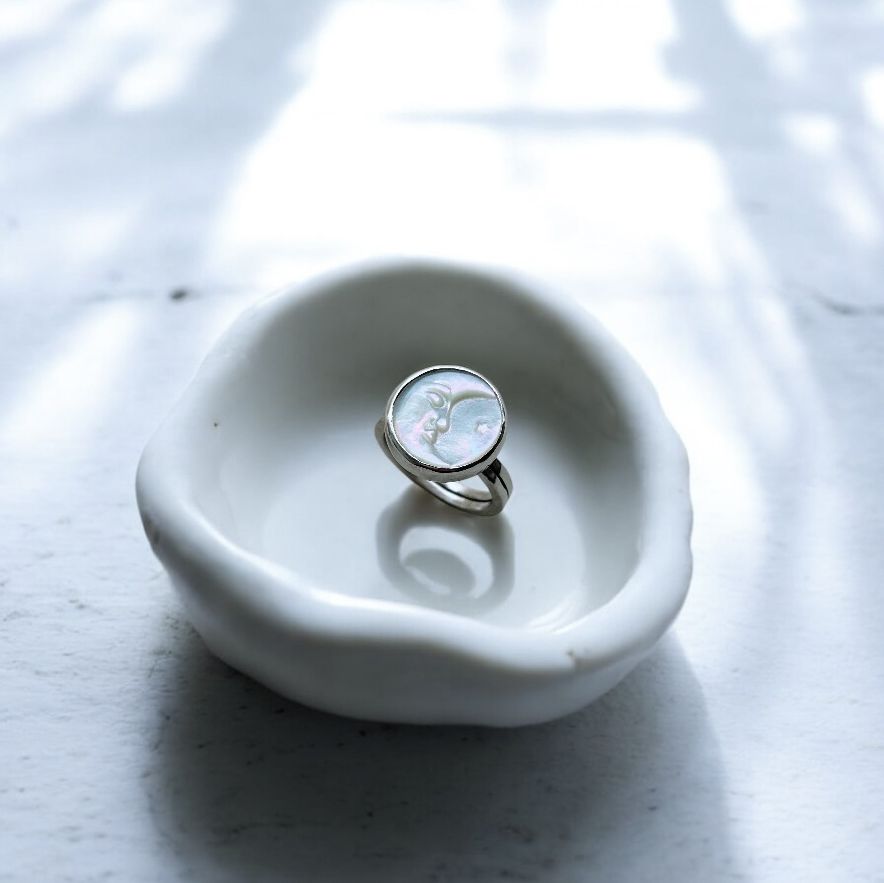 Anillo Moonrise White