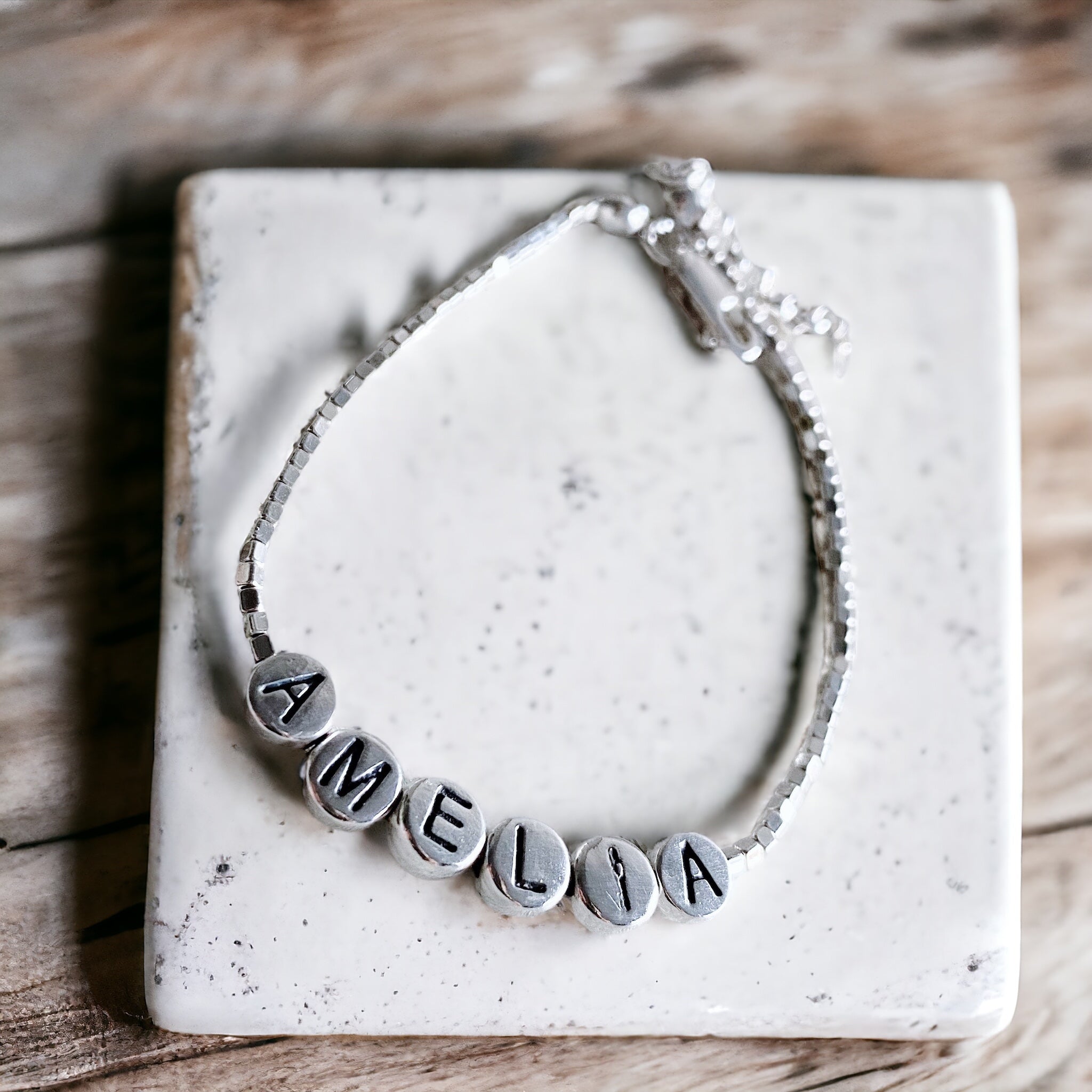 Pulsera Mostacillas Plata + Letras Nombre Plata