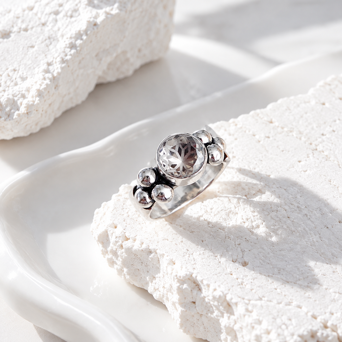 Anillo Elisa Lunar Satin Flor