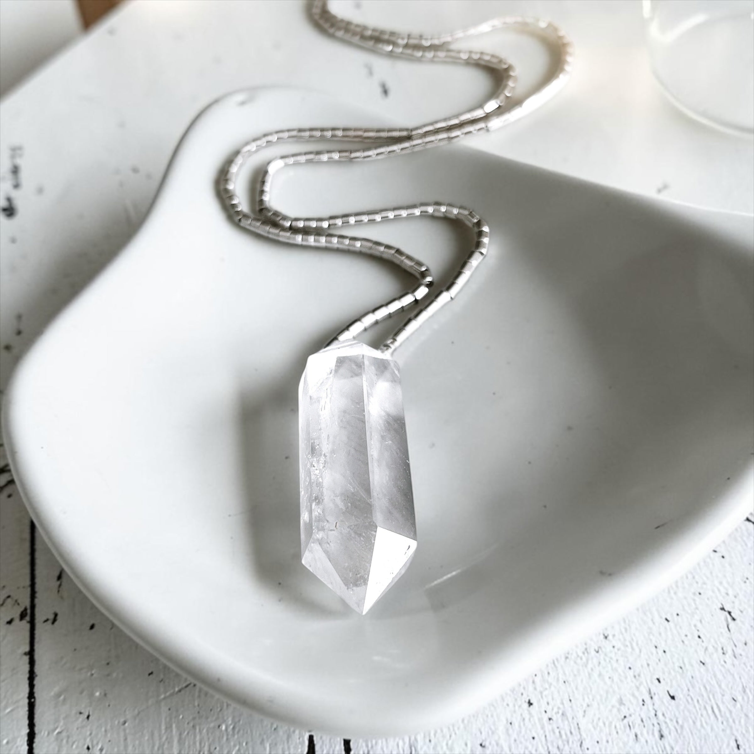 Collar Totem y mostacillas