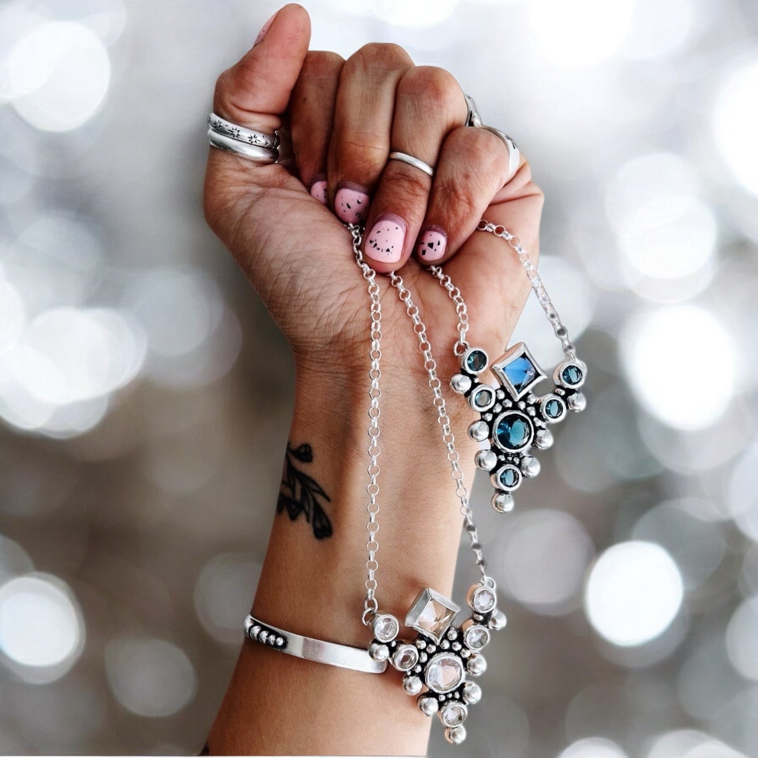 Collar Reina Victoria - London Blue