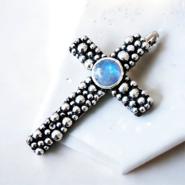 Colgante Cruz Empelotada / varias piedras