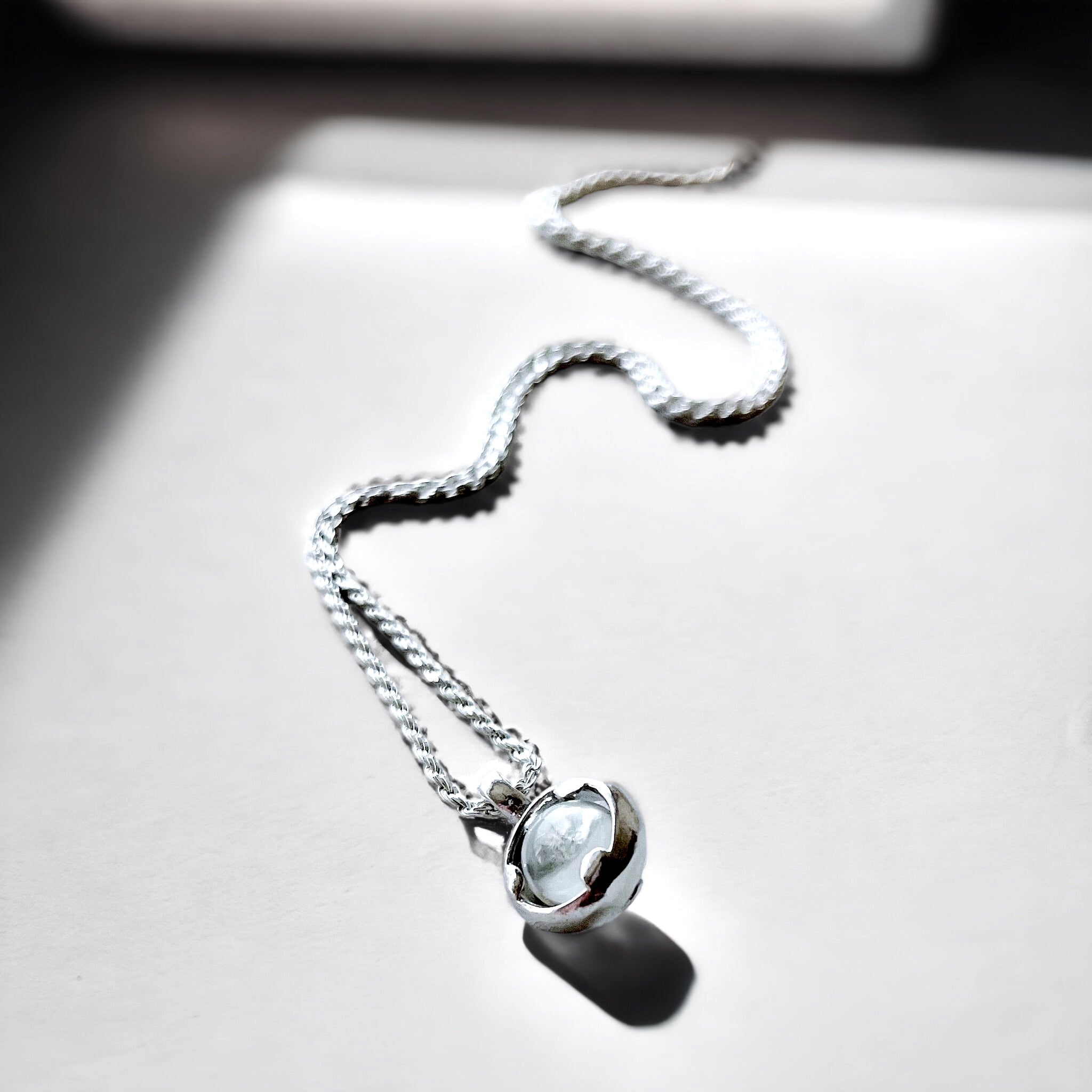 Colgante Mini Halo Space Oddity