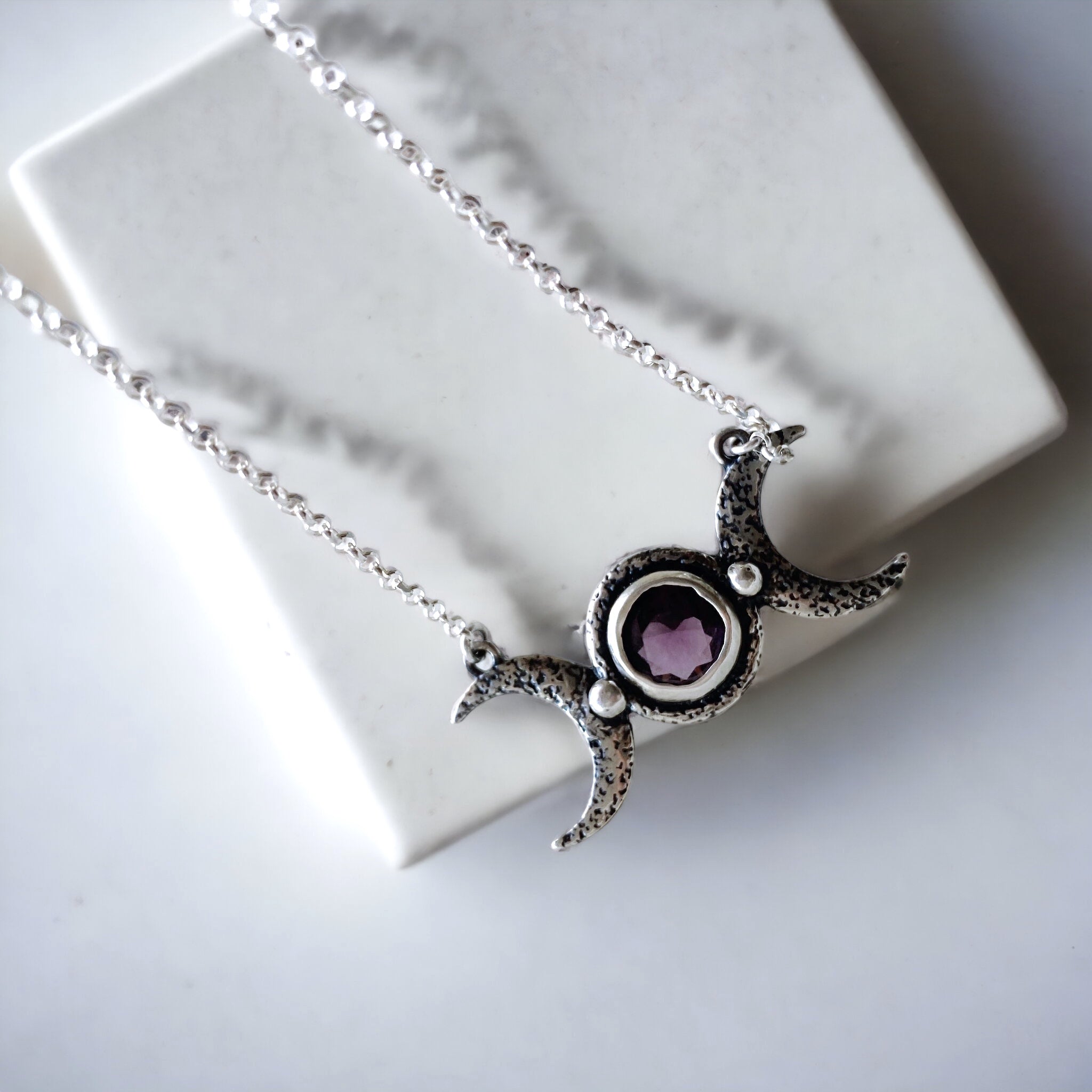 Collar Hecate Amatista Fasetada